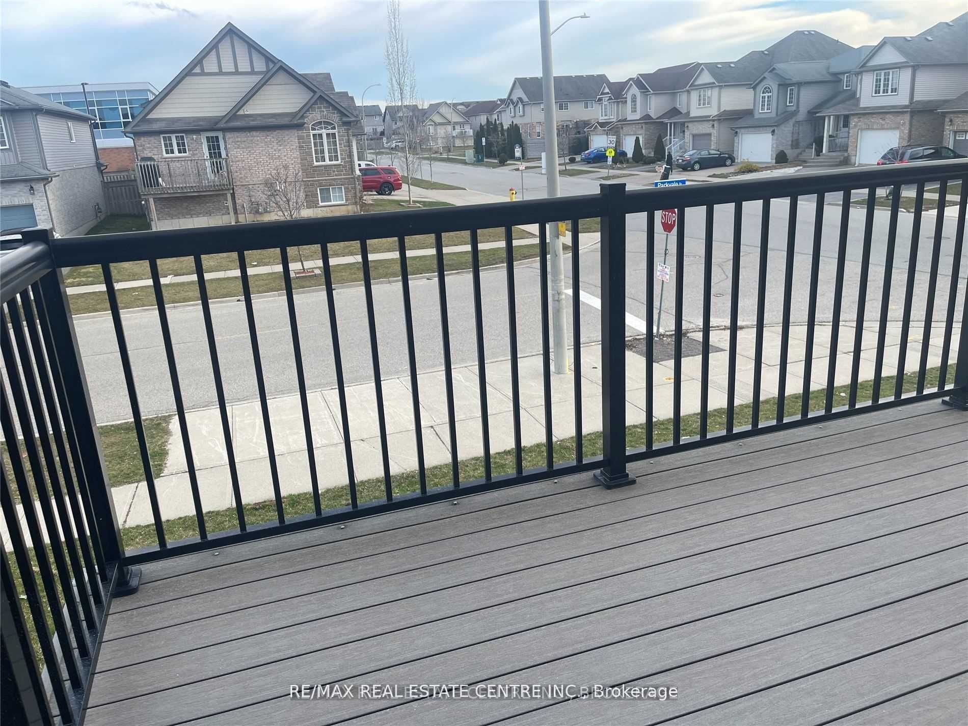 196 Woodbine Avenue A Property Photo 18