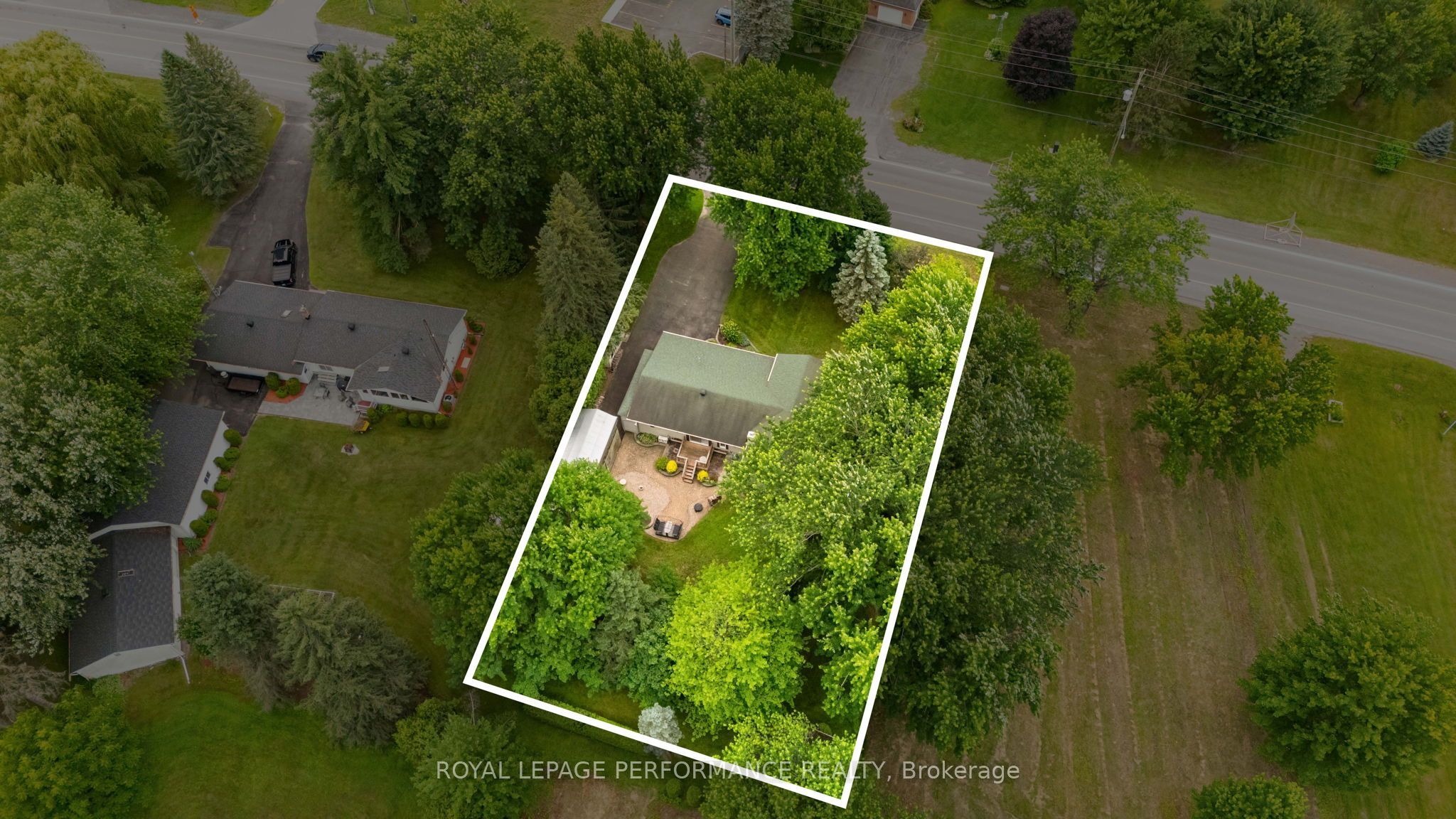 828 Principale Street Property Photo 5