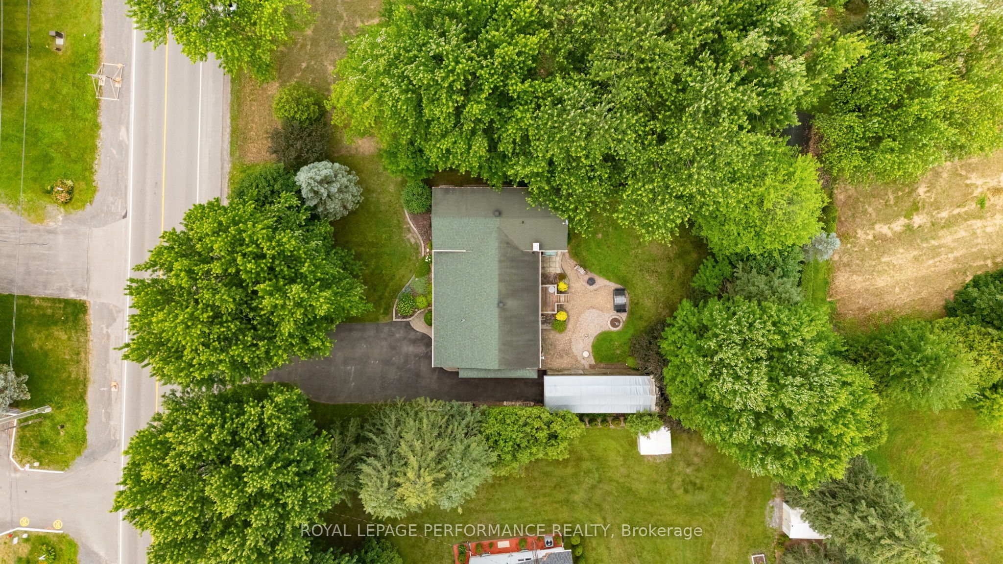 828 Principale Street Property Photo 9