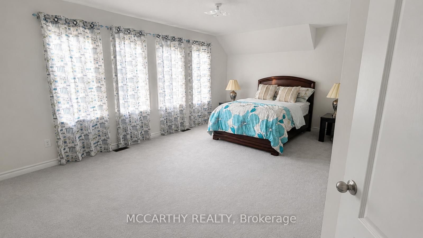 857 O'reilly Crescent Property Photo 7