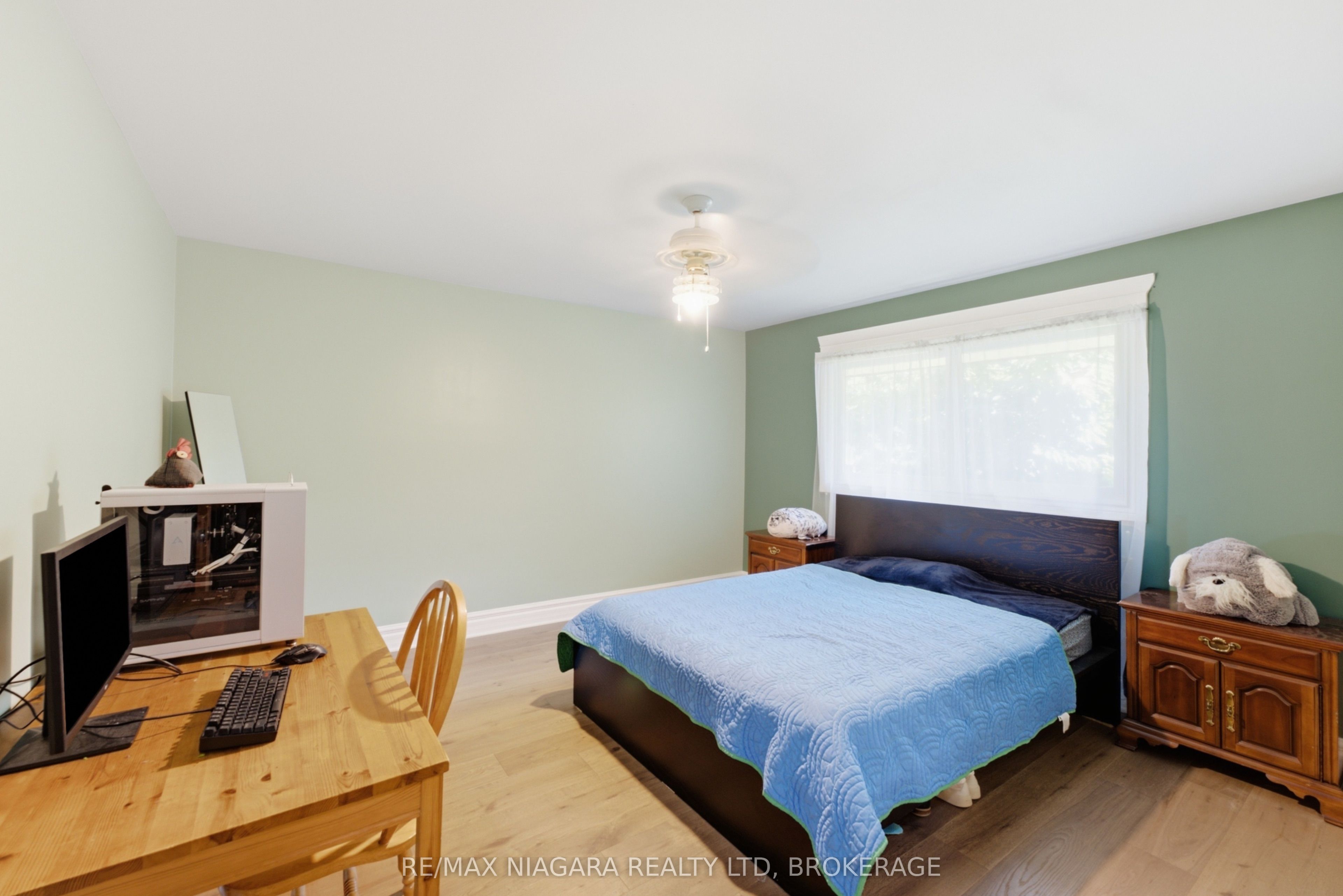 11 Richelieu Drive Property Photo 12