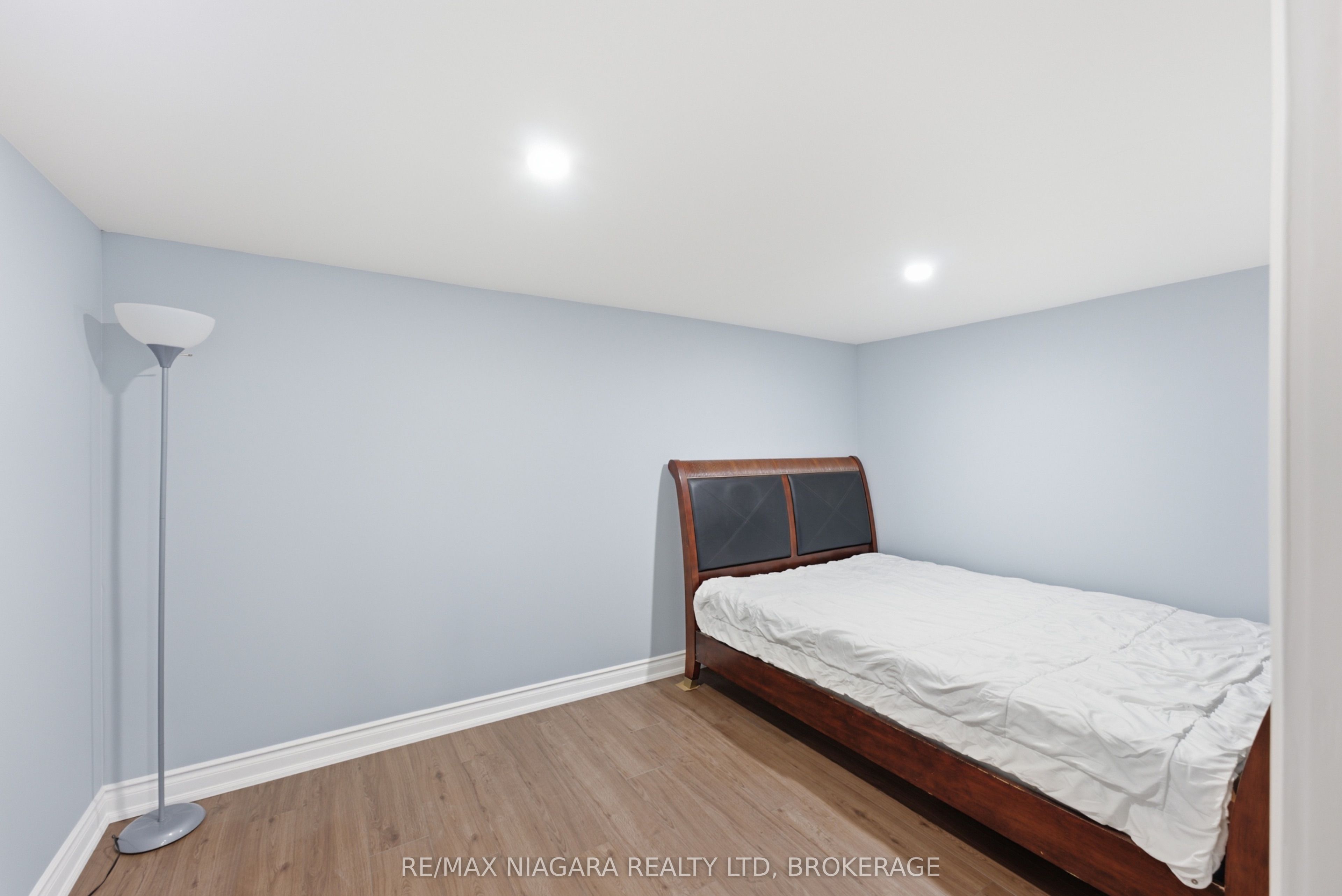 11 Richelieu Drive Property Photo 22