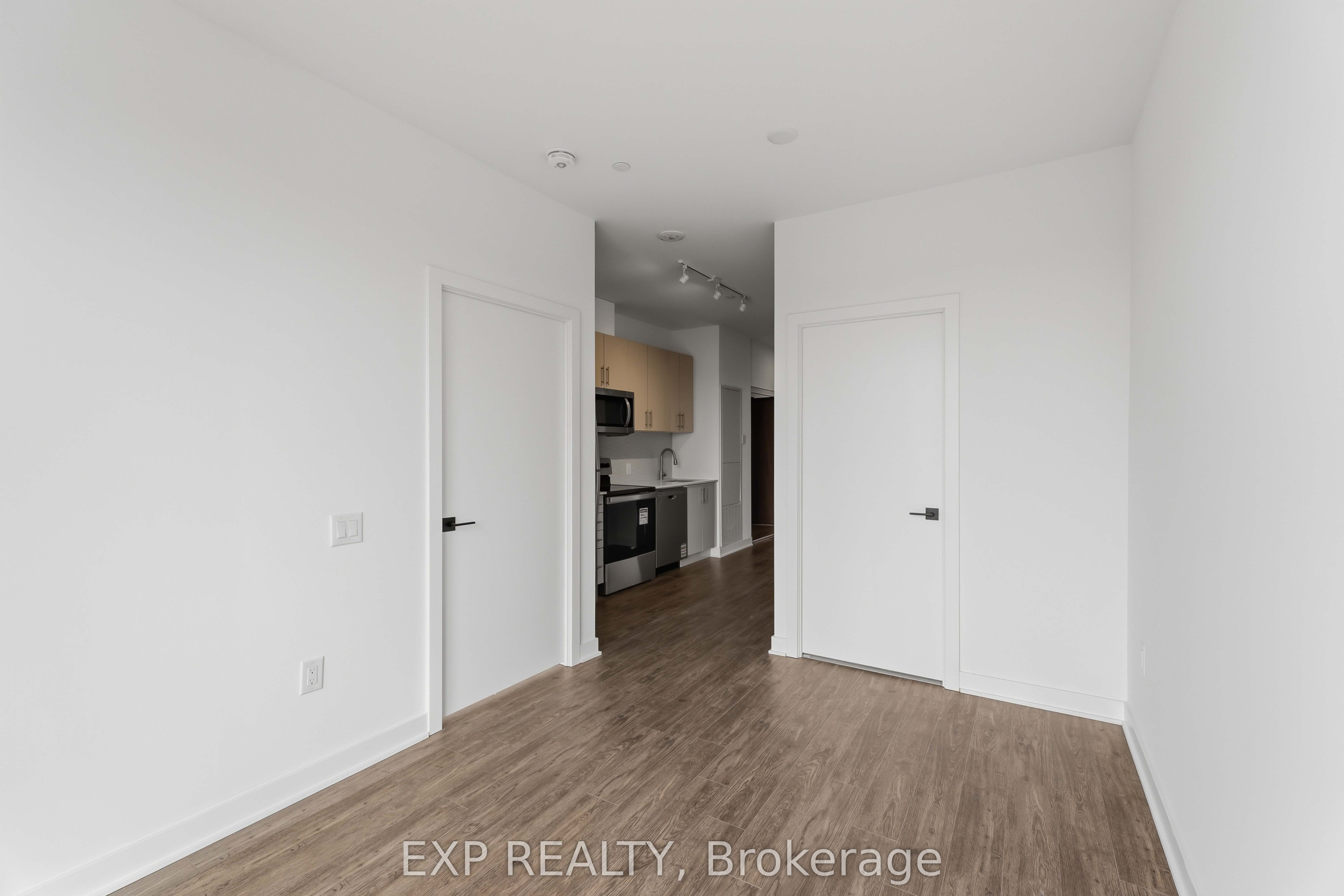 2782 Barton Street E 1119 Property Photo 6