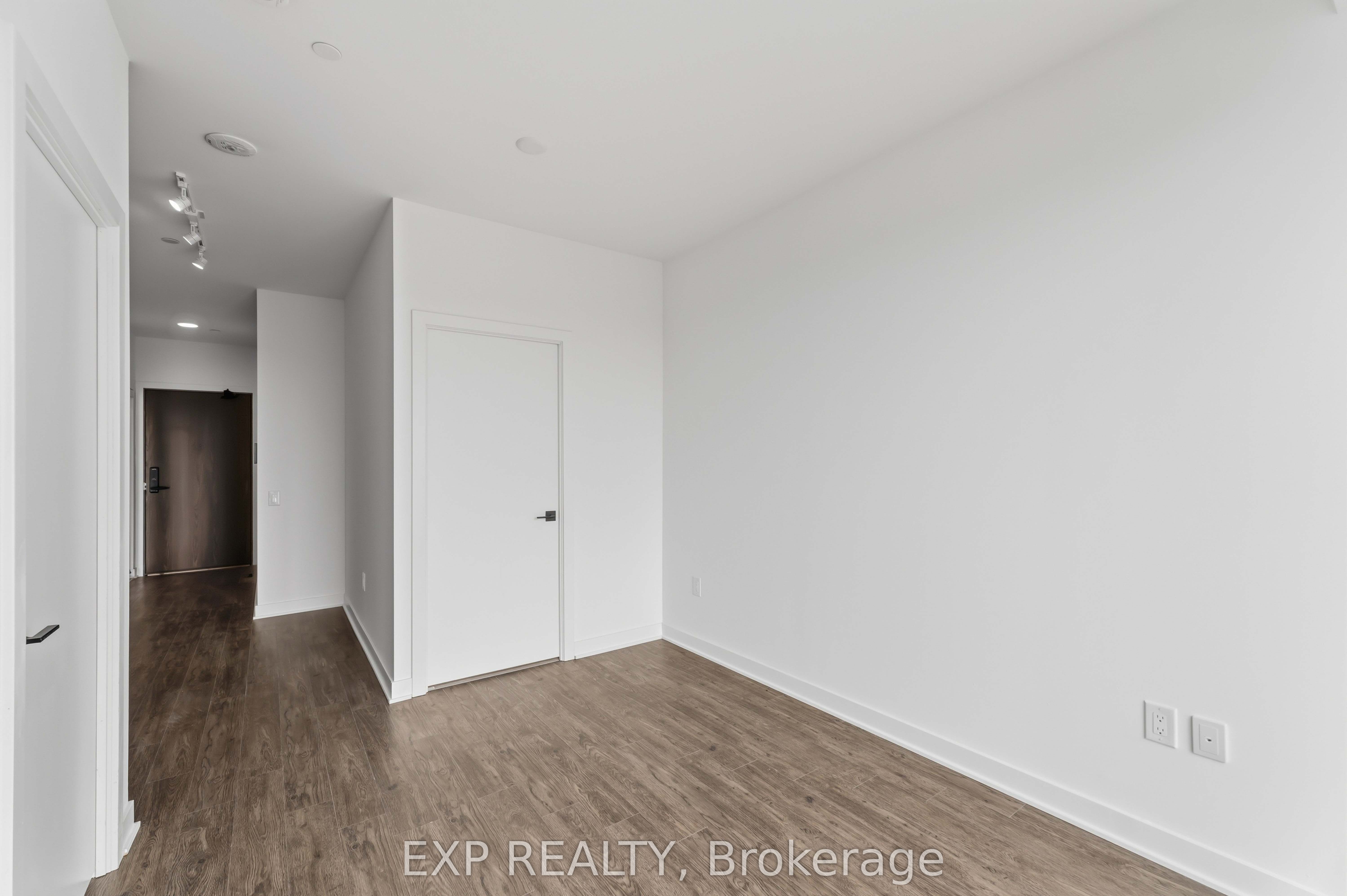 2782 Barton Street E 1119 Property Photo 7