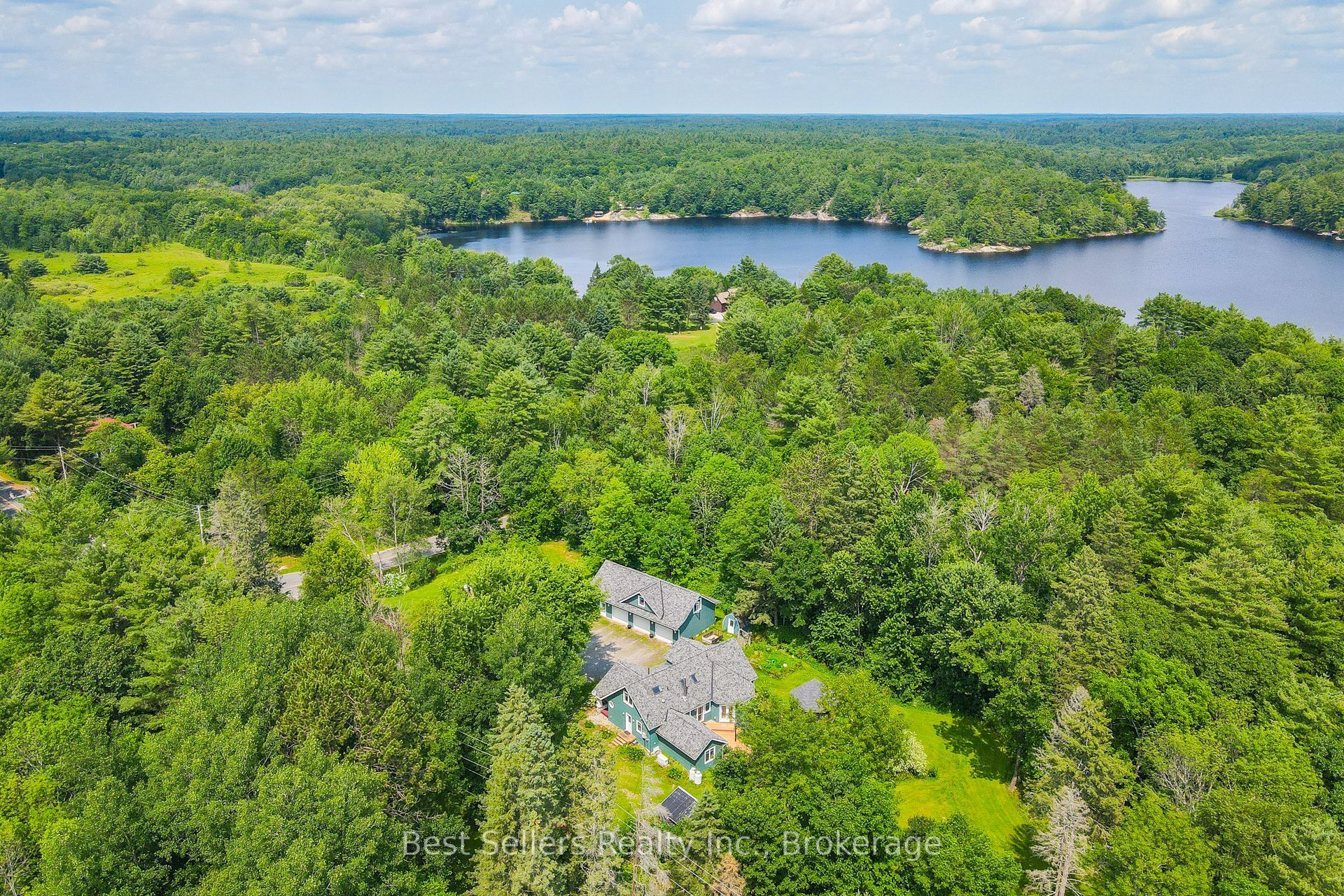 1622 Houseys Rapids Road Property Photo 2