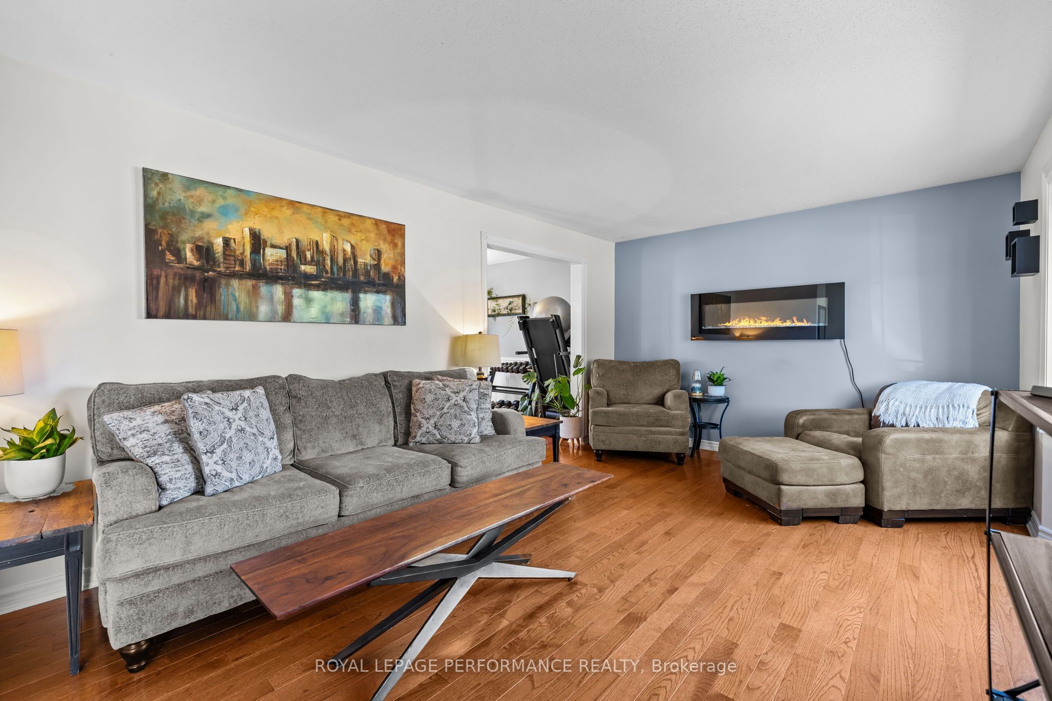 407 Centenaire Street Property Photo 6