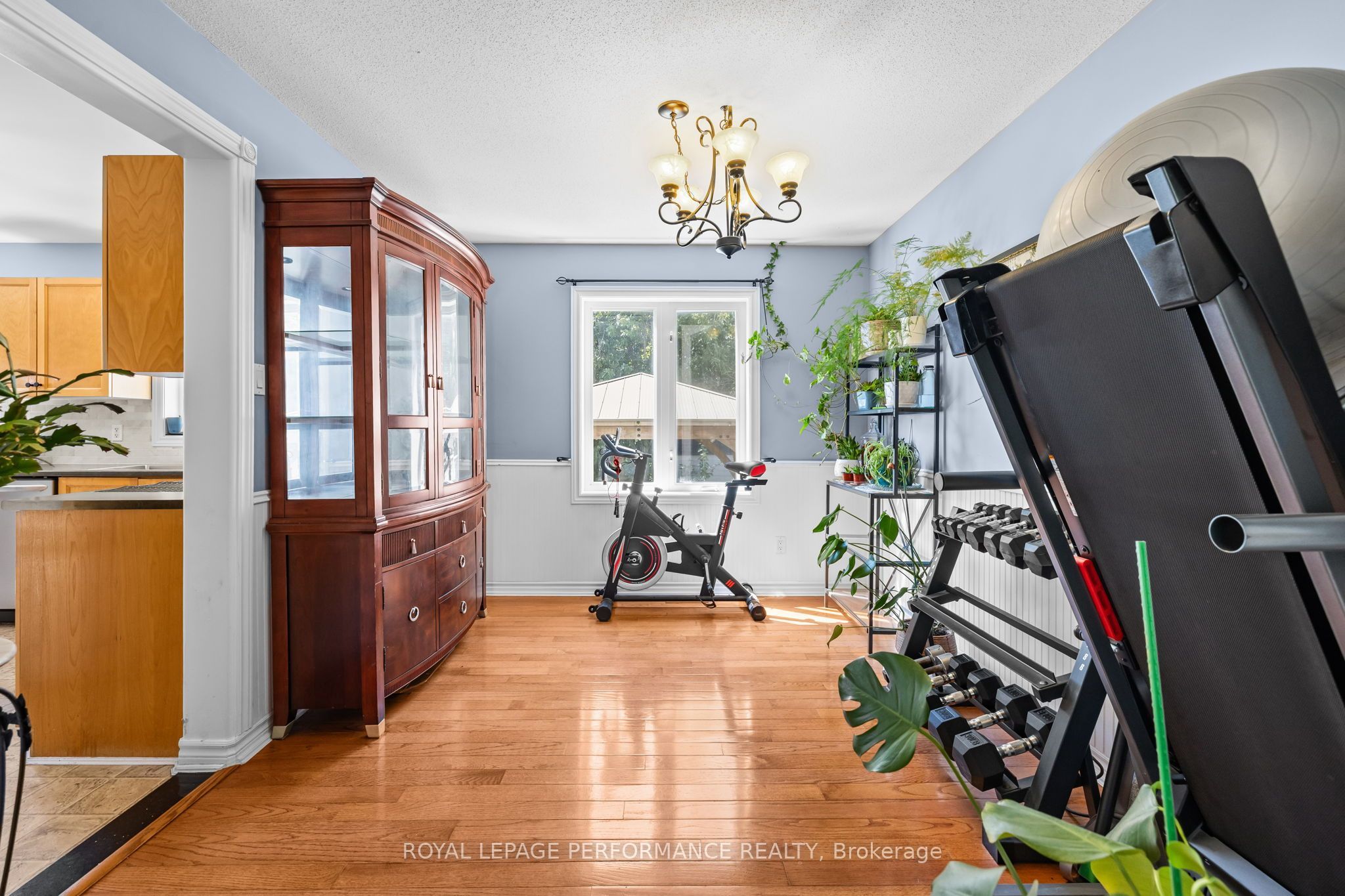 407 Centenaire Street Property Photo 10
