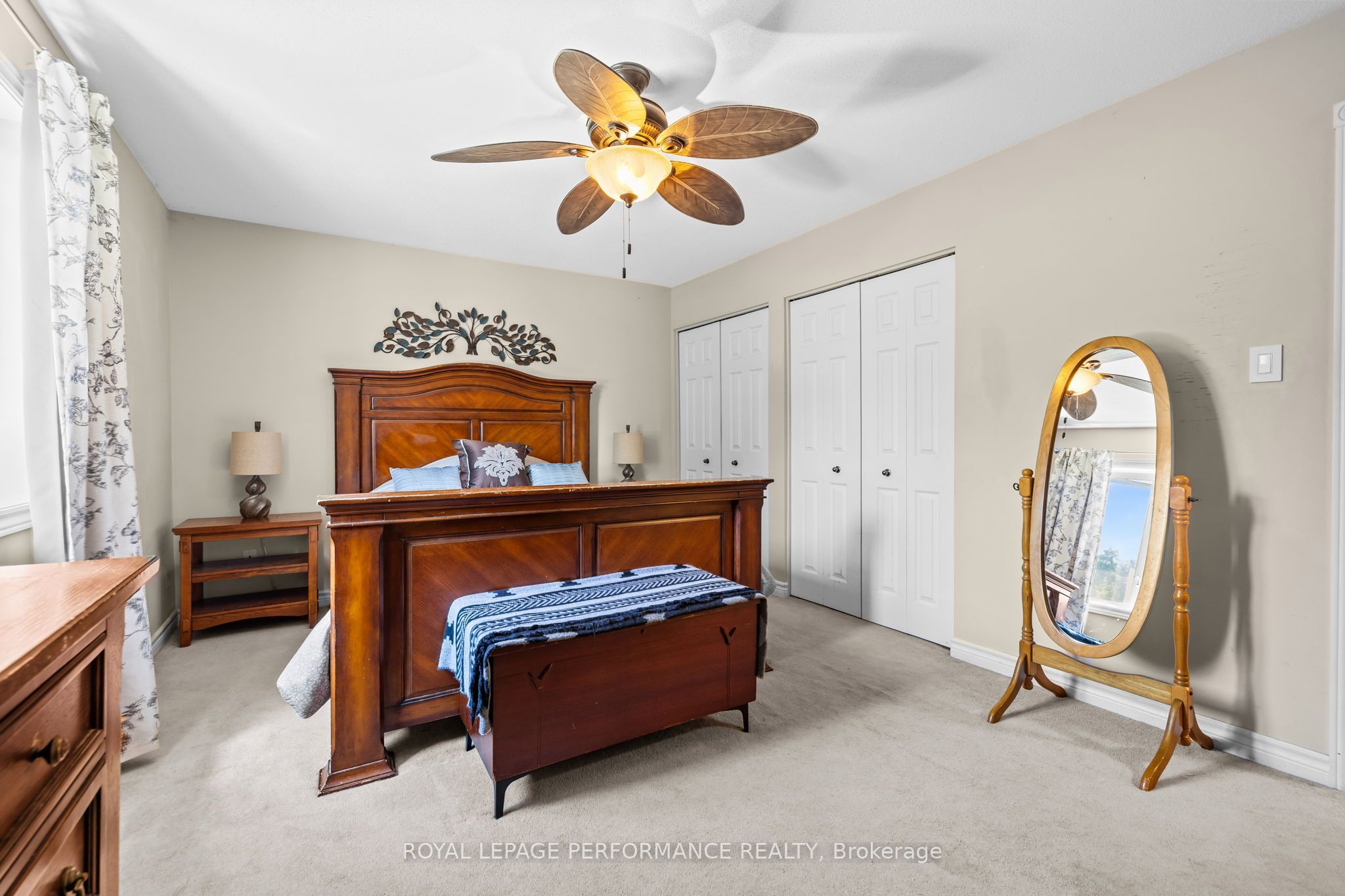 407 Centenaire Street Property Photo 19