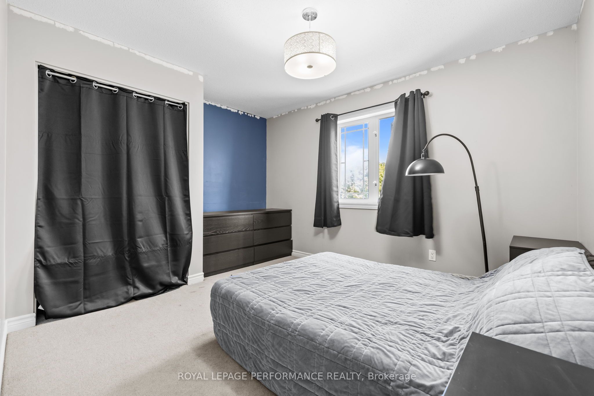 407 Centenaire Street Property Photo 24