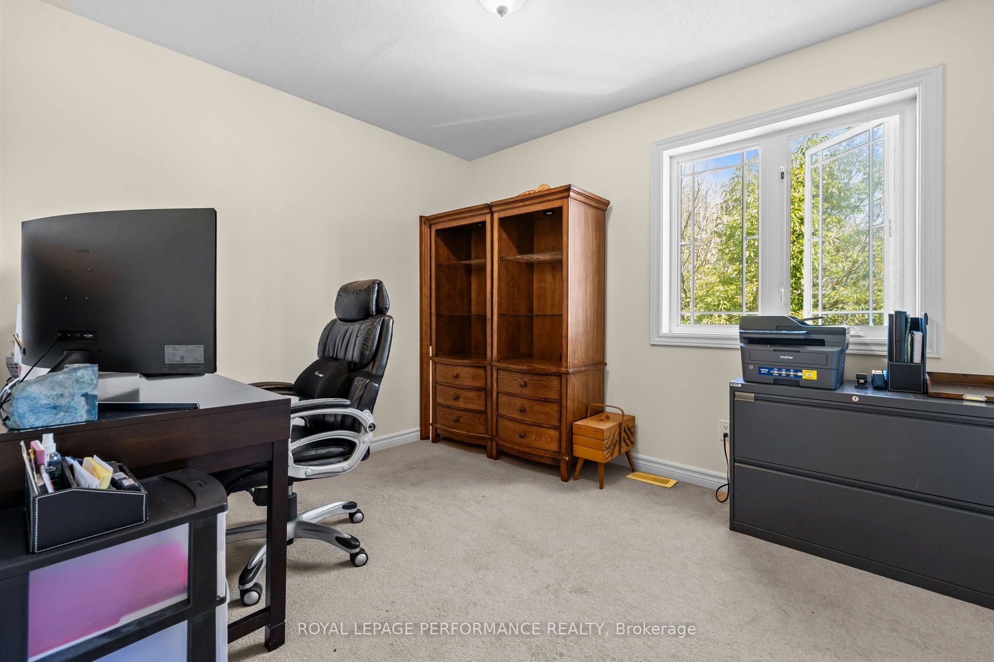 407 Centenaire Street Property Photo 26