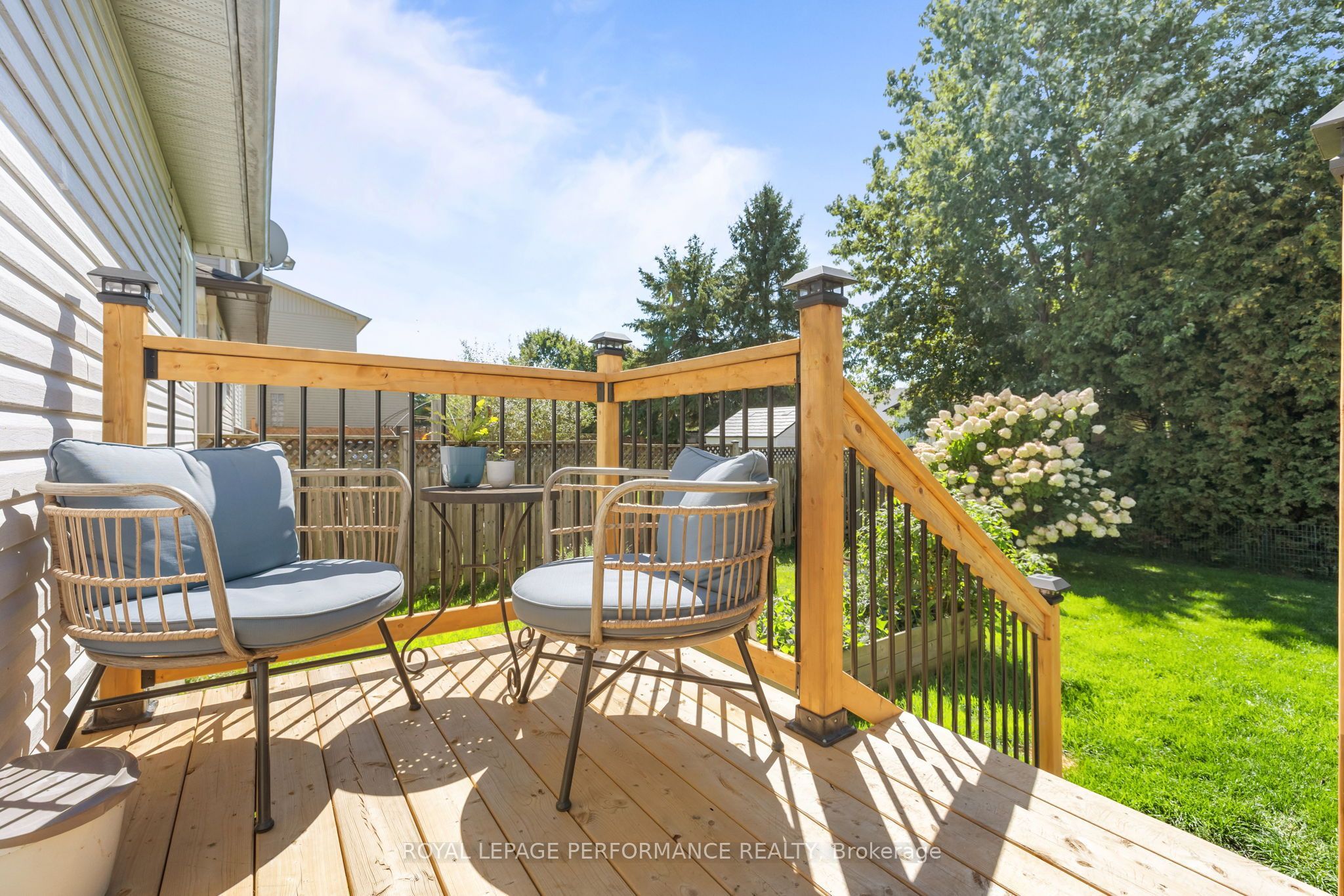 407 Centenaire Street Property Photo 28