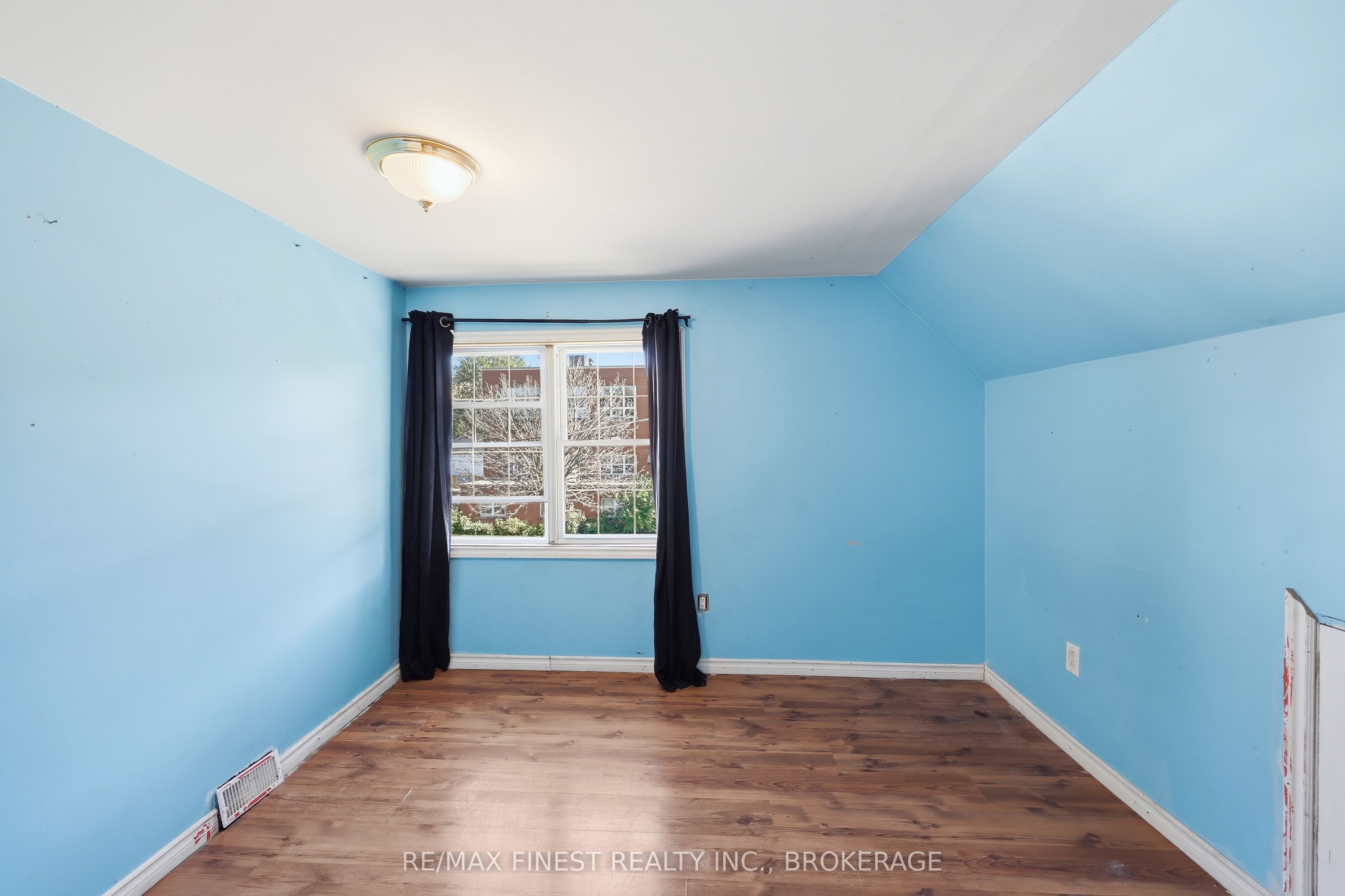 3 John Street Property Photo 24