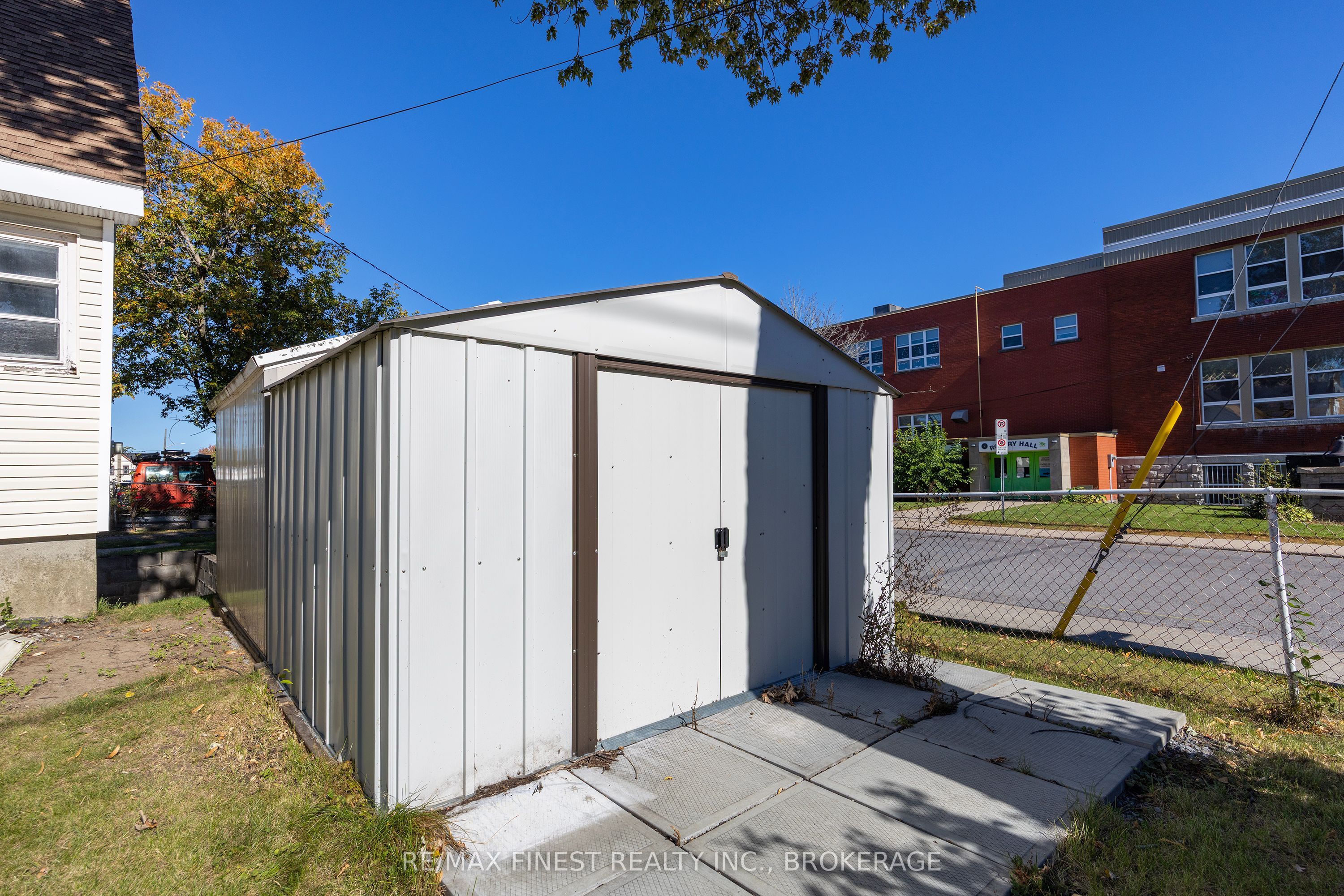 3 John Street Property Photo 37