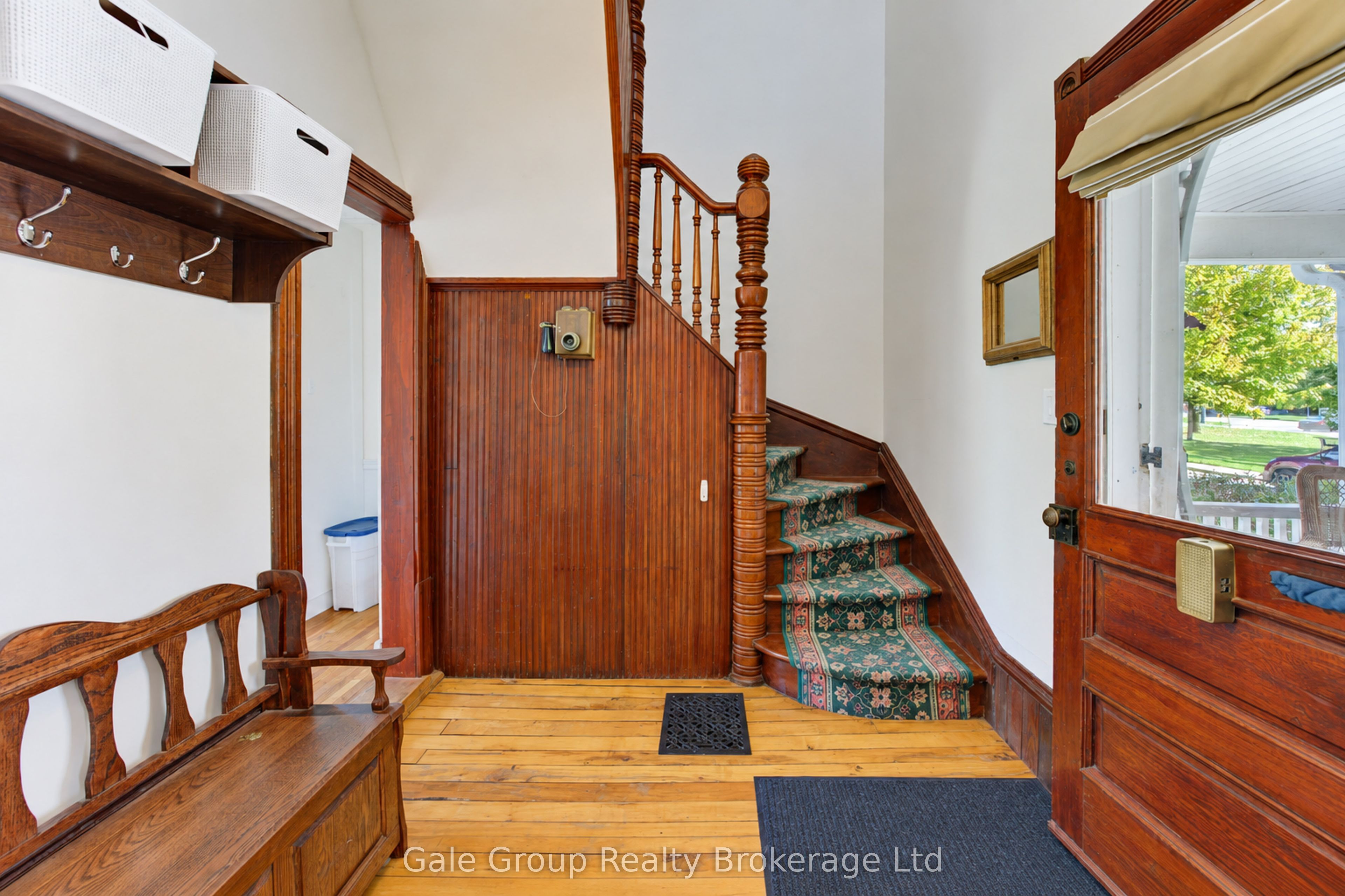 551 Grant Street Property Photo 3
