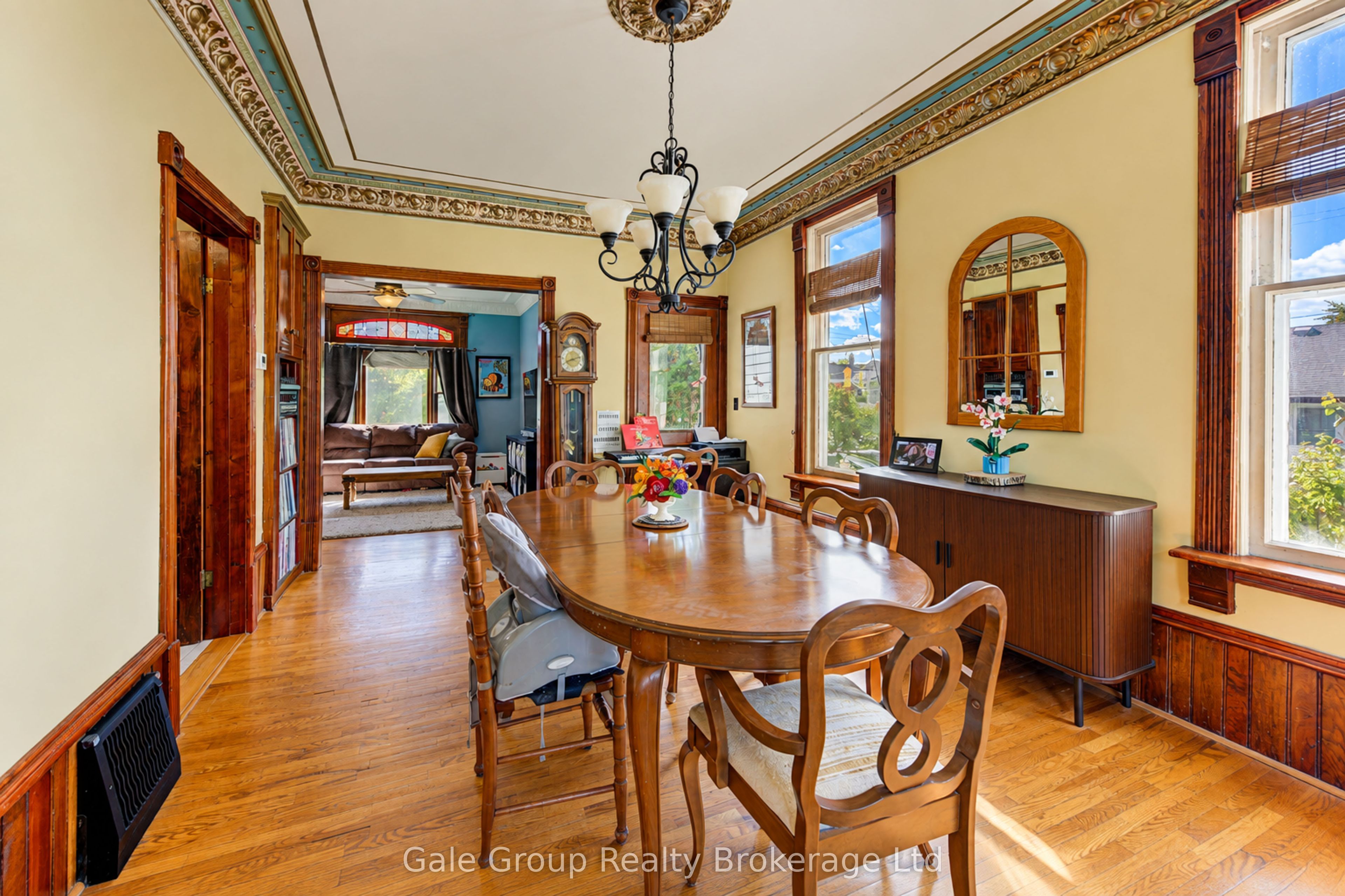 551 Grant Street Property Photo 9