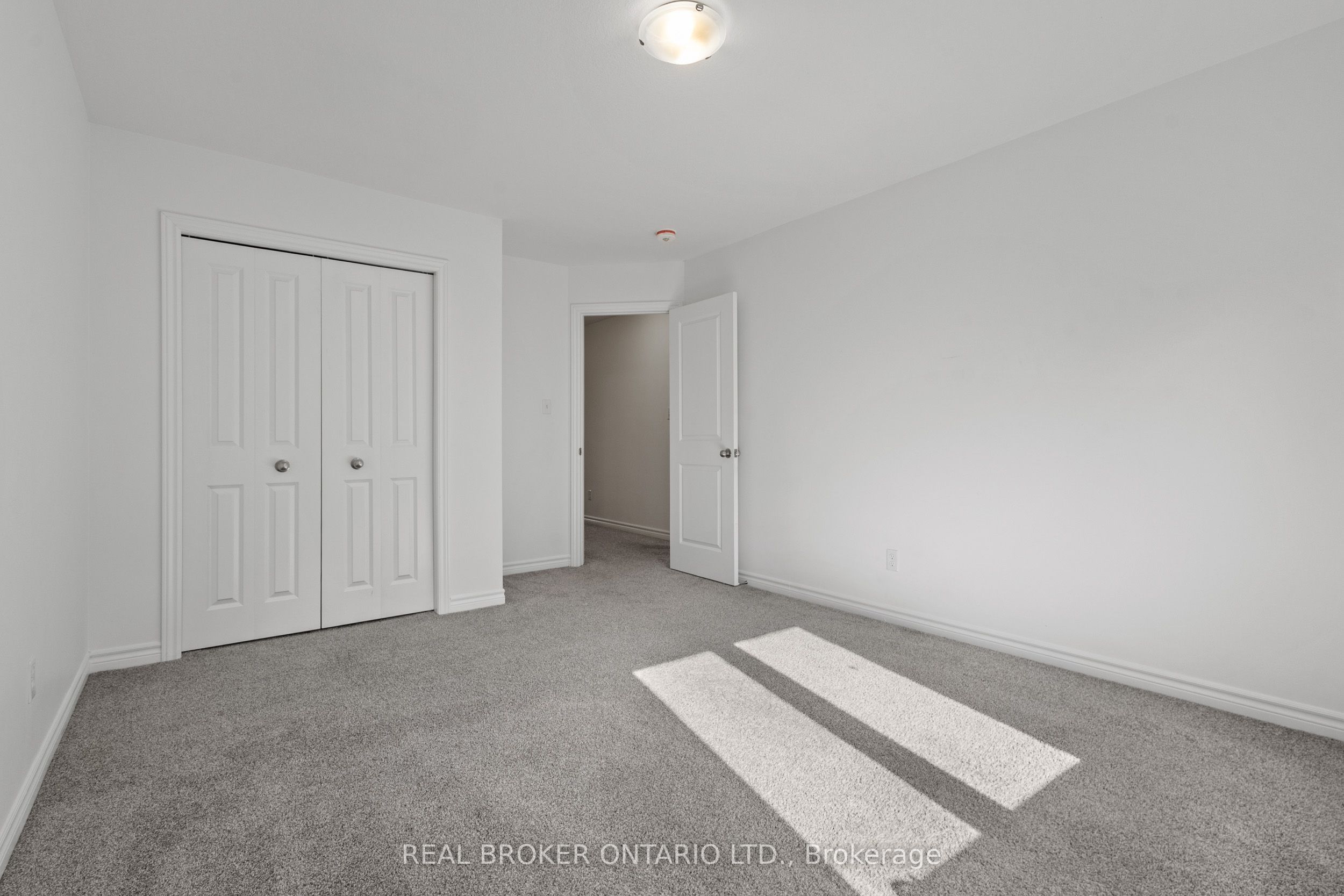 91 Woodedge Circle Property Photo 21