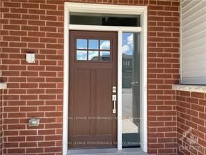 1039 Speedvale Court Property Photo 2