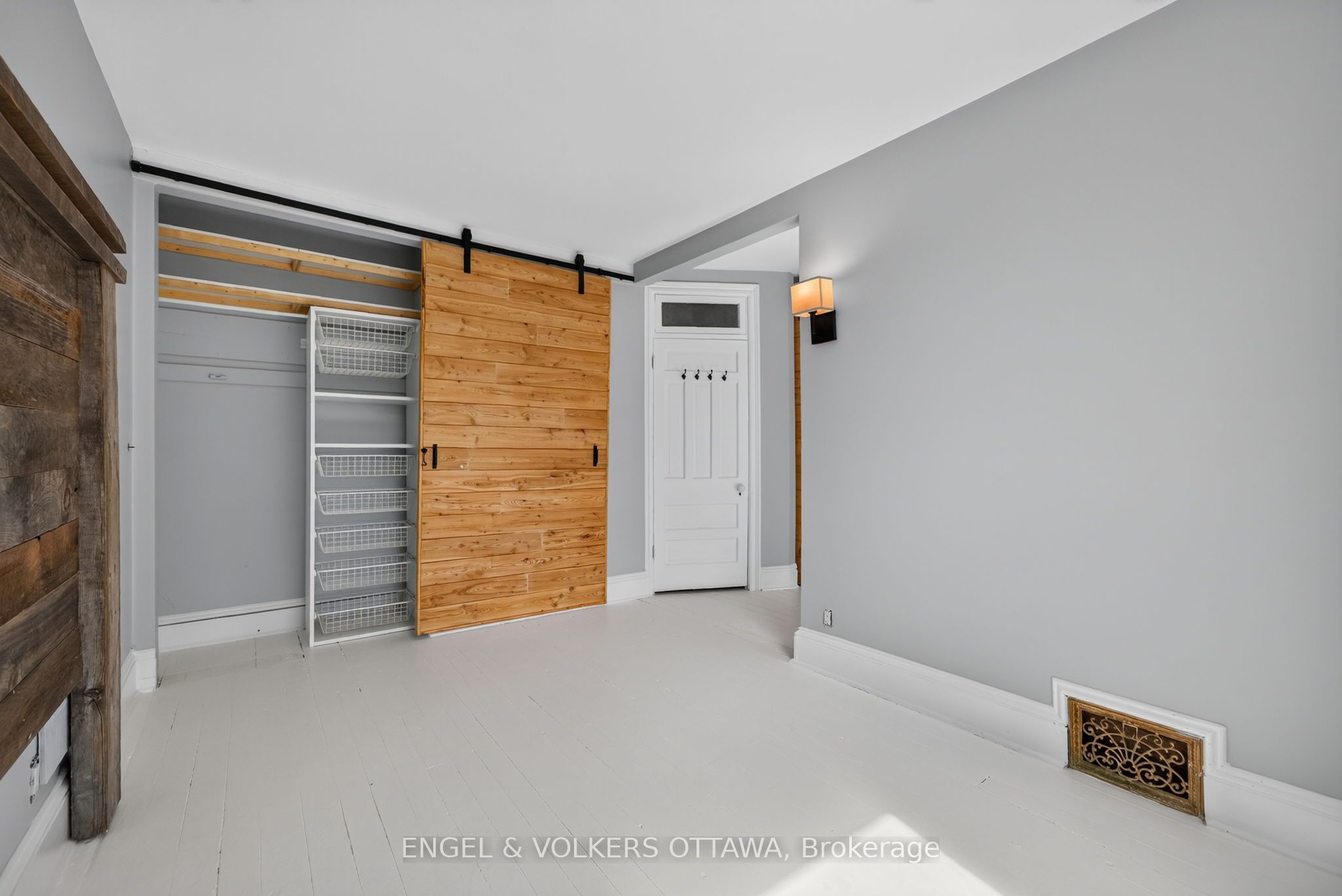 75 Eccles Street Property Photo 25