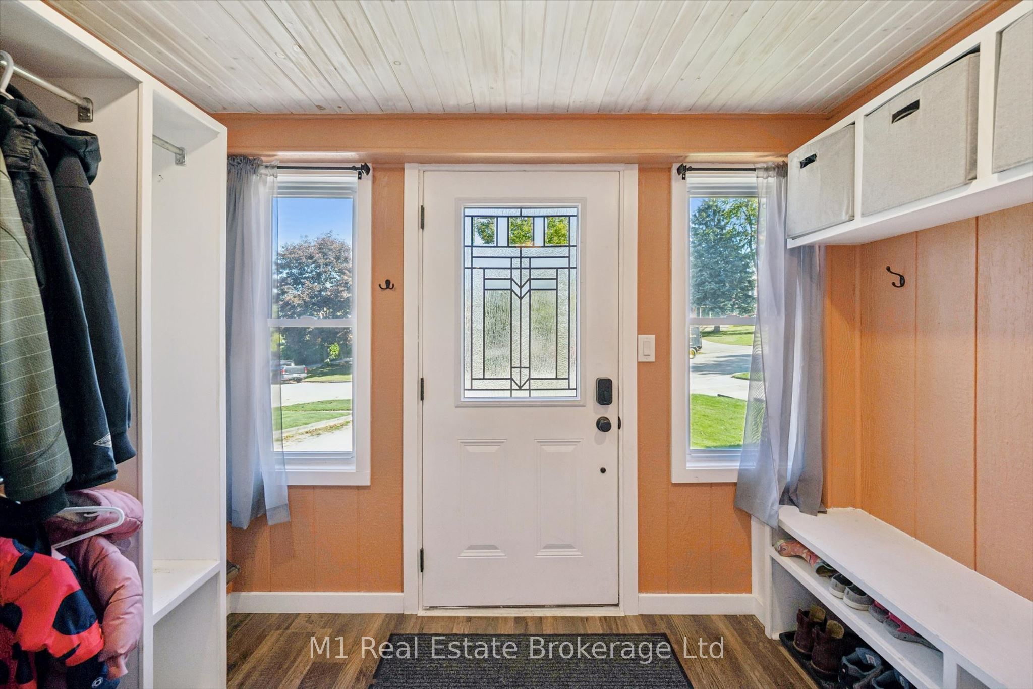 53 Johanna Drive Property Photo 6