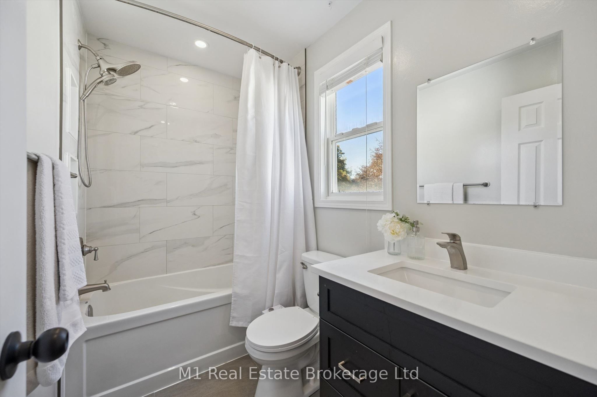 53 Johanna Drive Property Photo 25