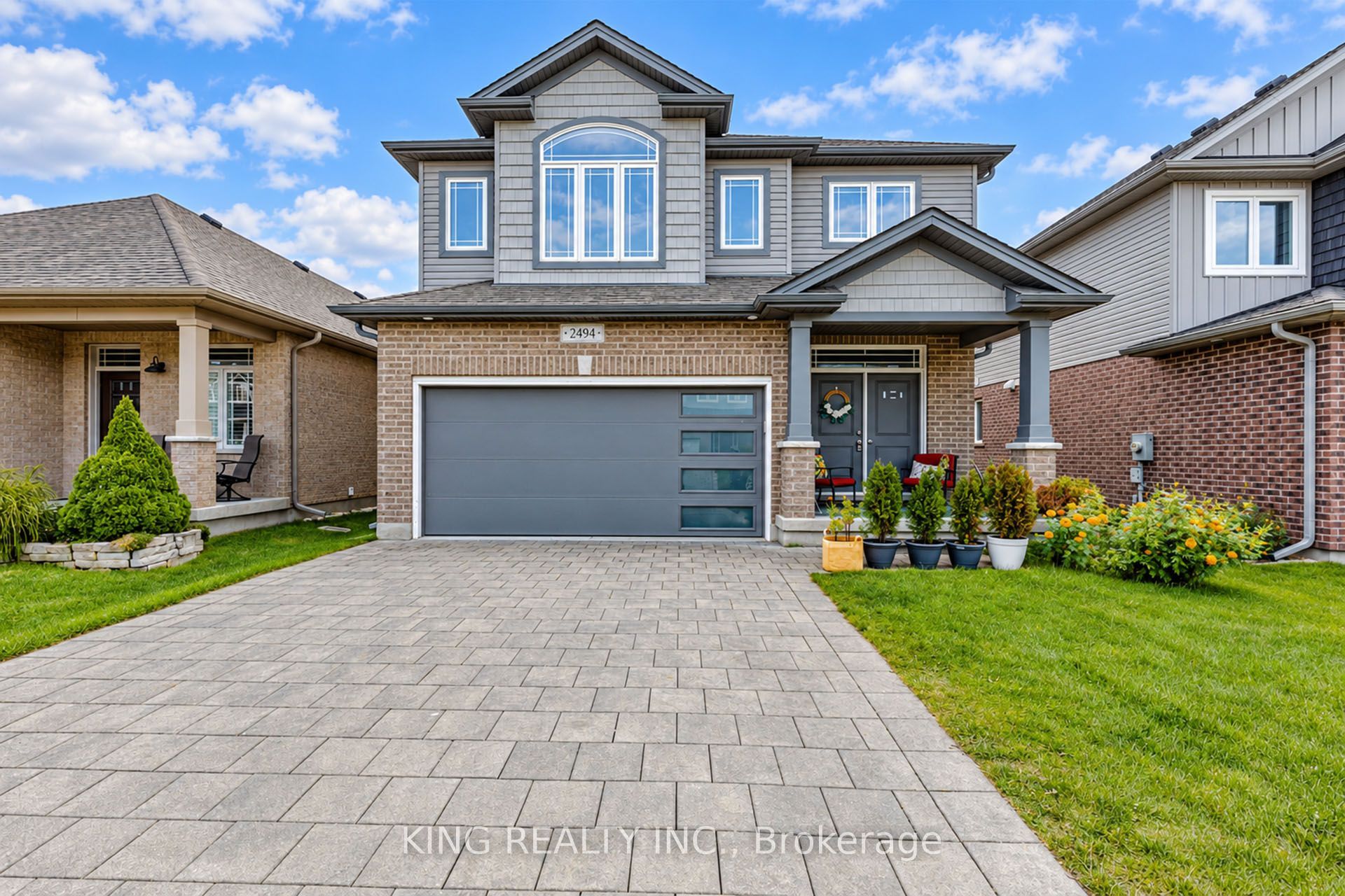 2494 Leeds Crossing