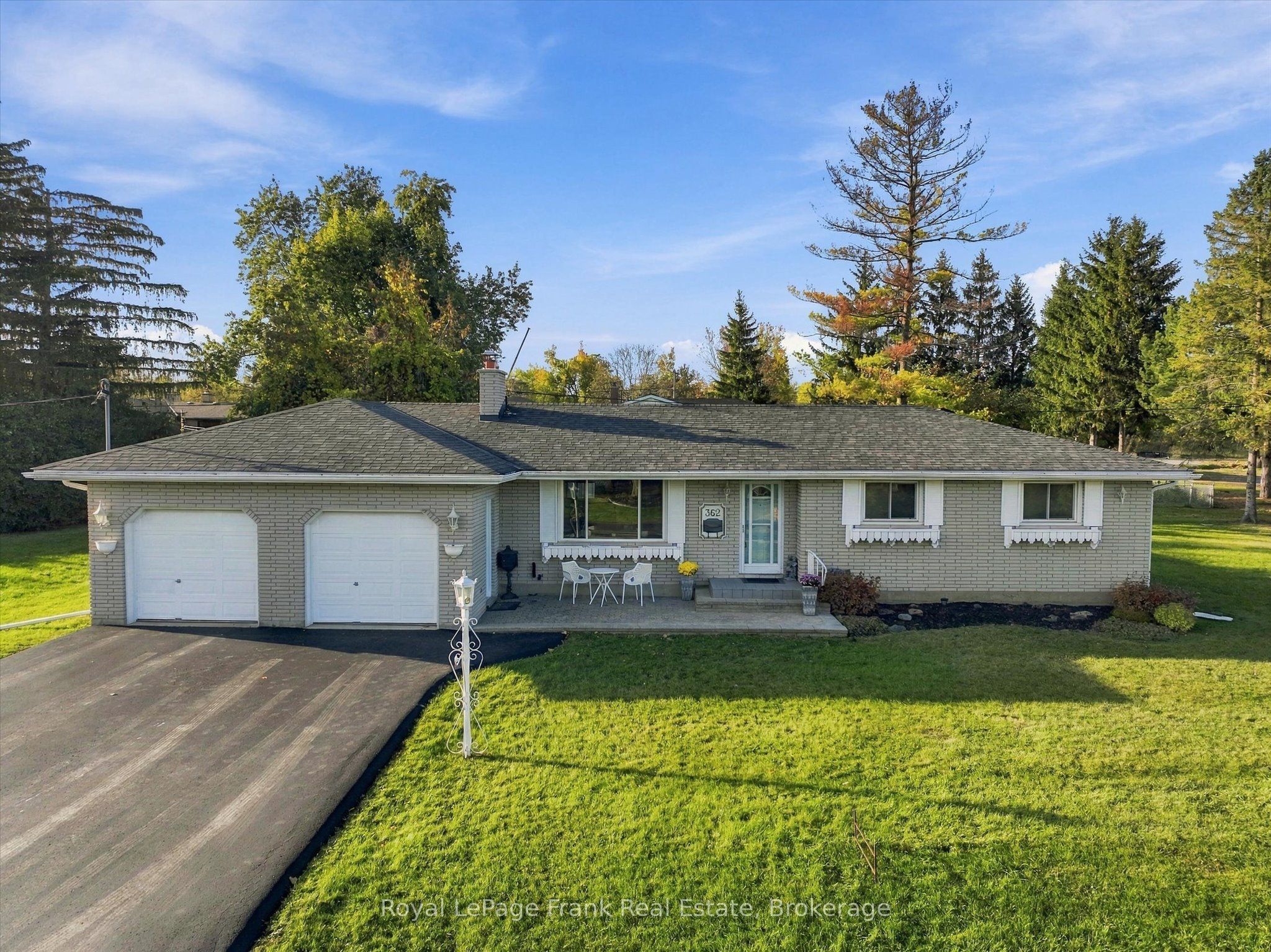 362 Simons Avenue Property Photo 1