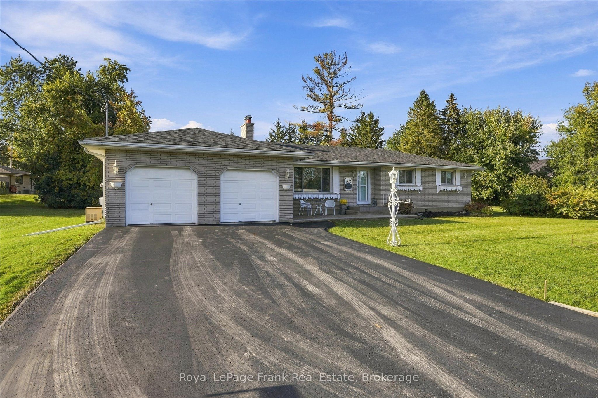 362 Simons Avenue Property Photo 2