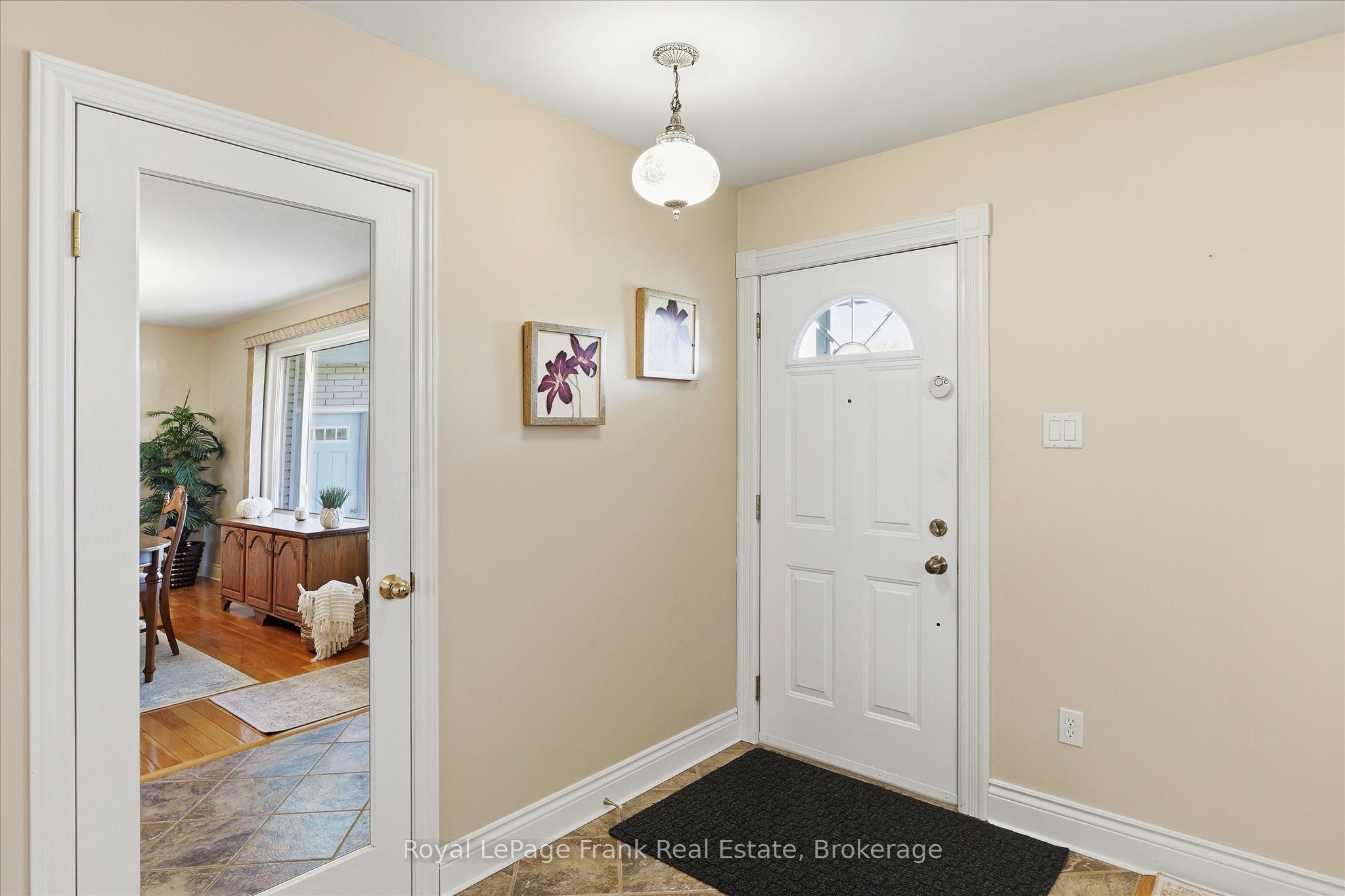 362 Simons Avenue Property Photo 4