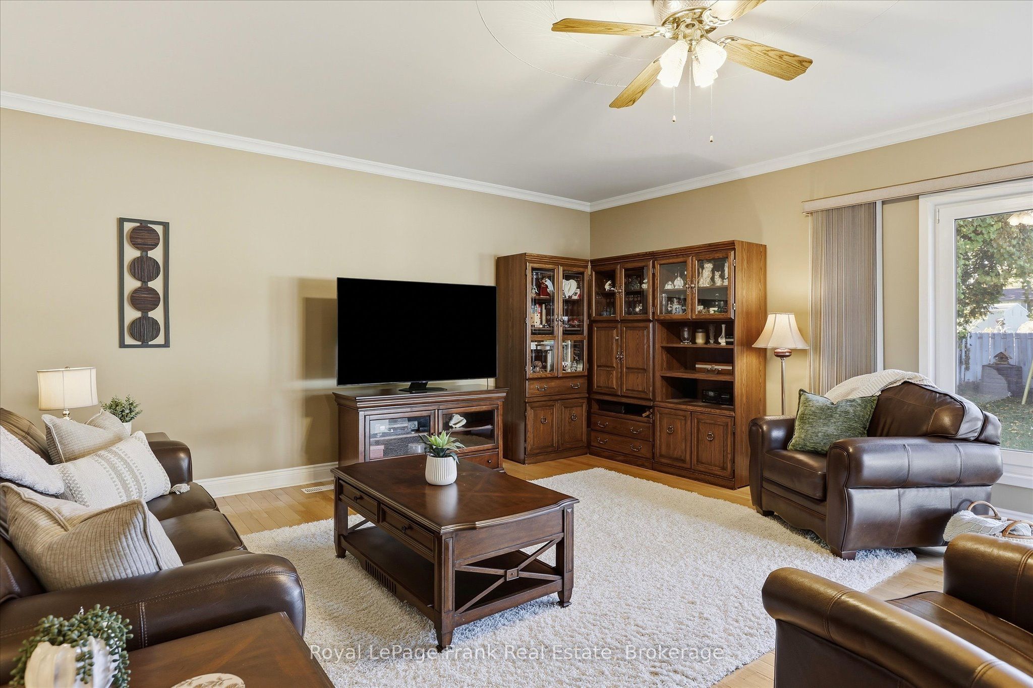 362 Simons Avenue Property Photo 10