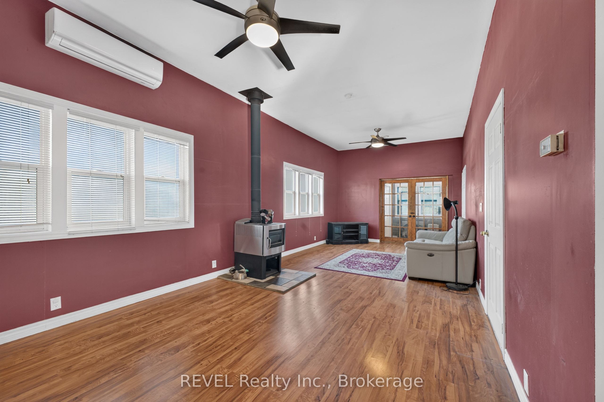 2329 Gilmore Road Property Photo 9