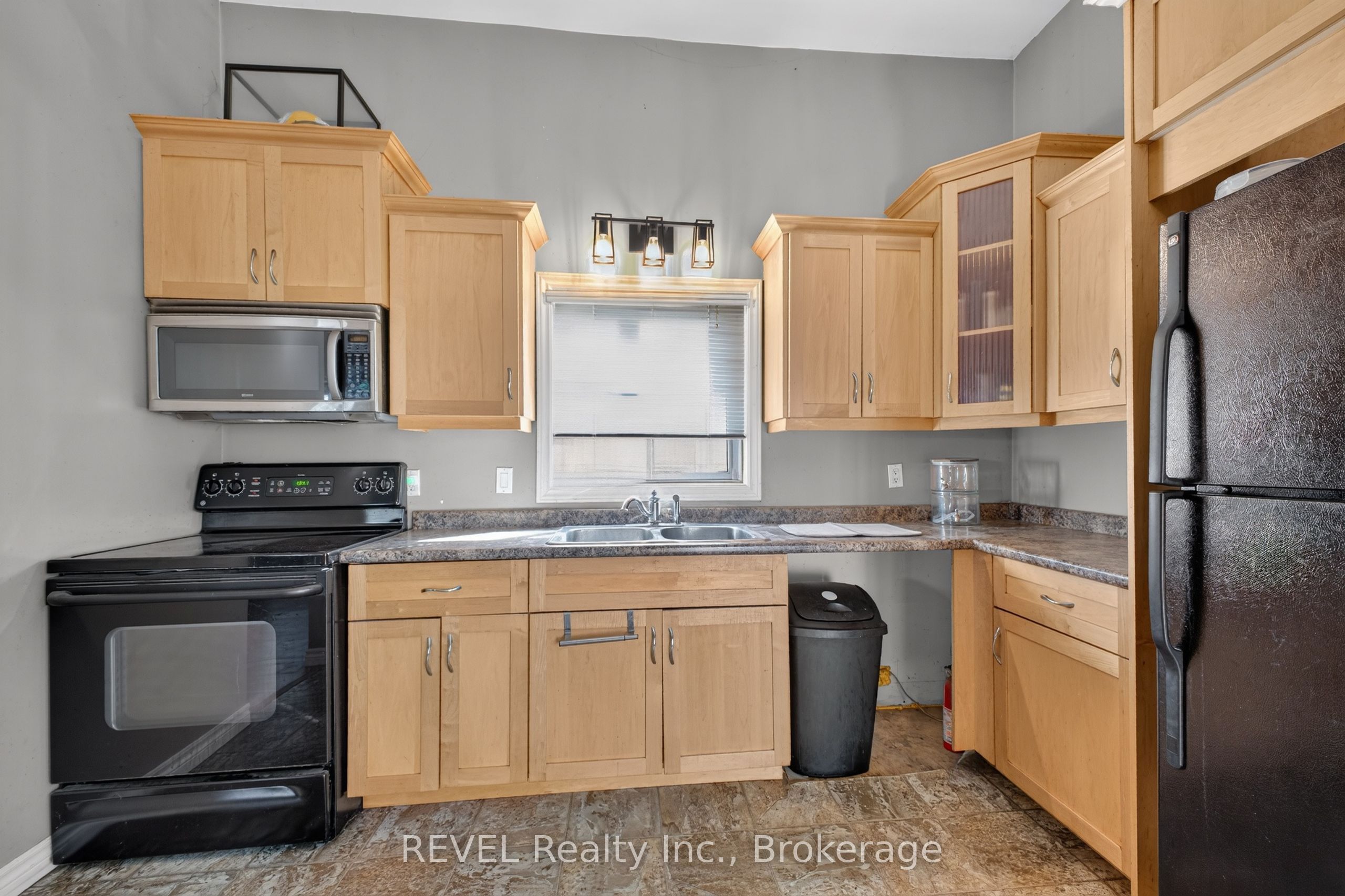 2329 Gilmore Road Property Photo 14