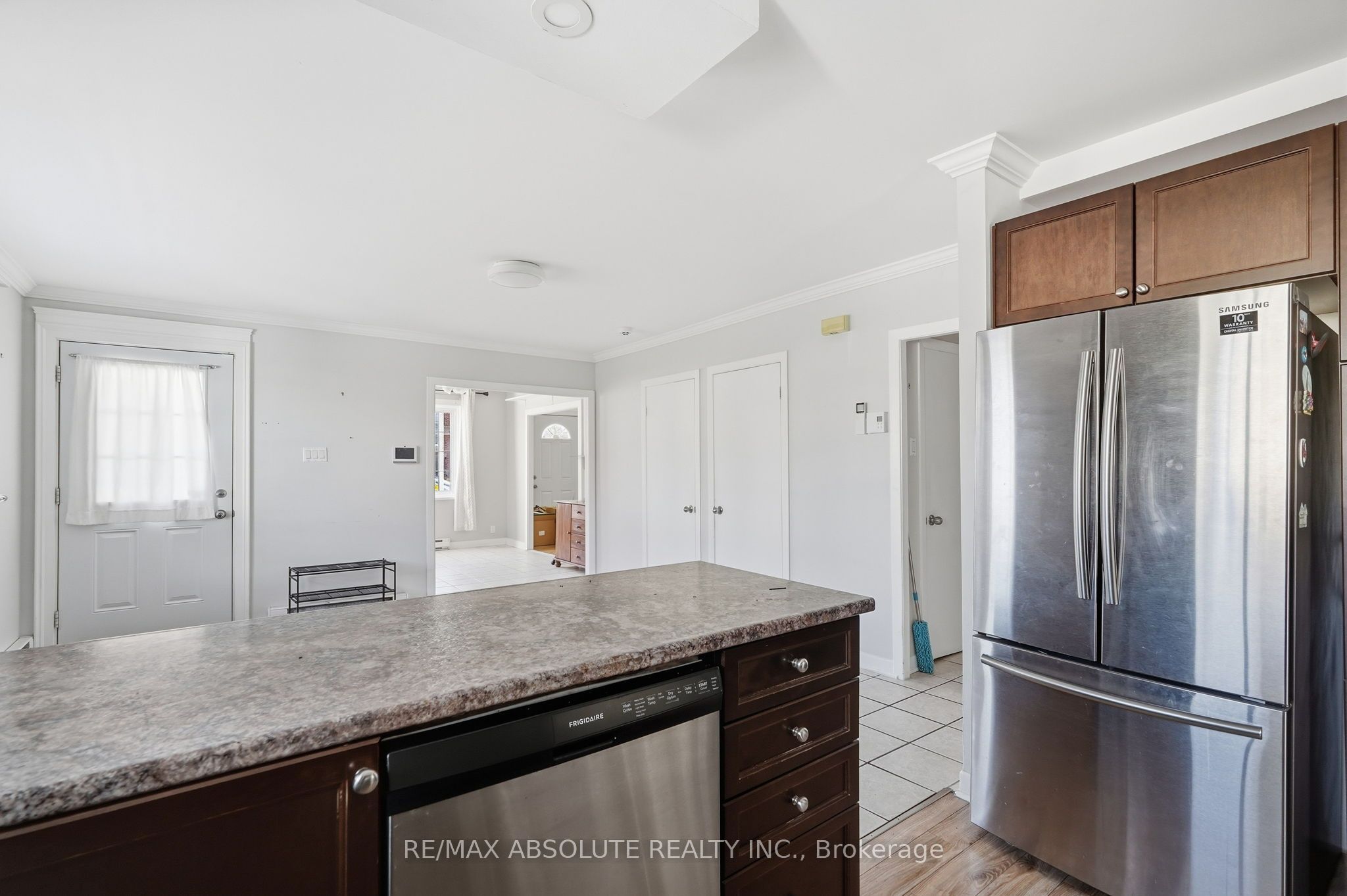 364 St Mary Street Property Photo 9
