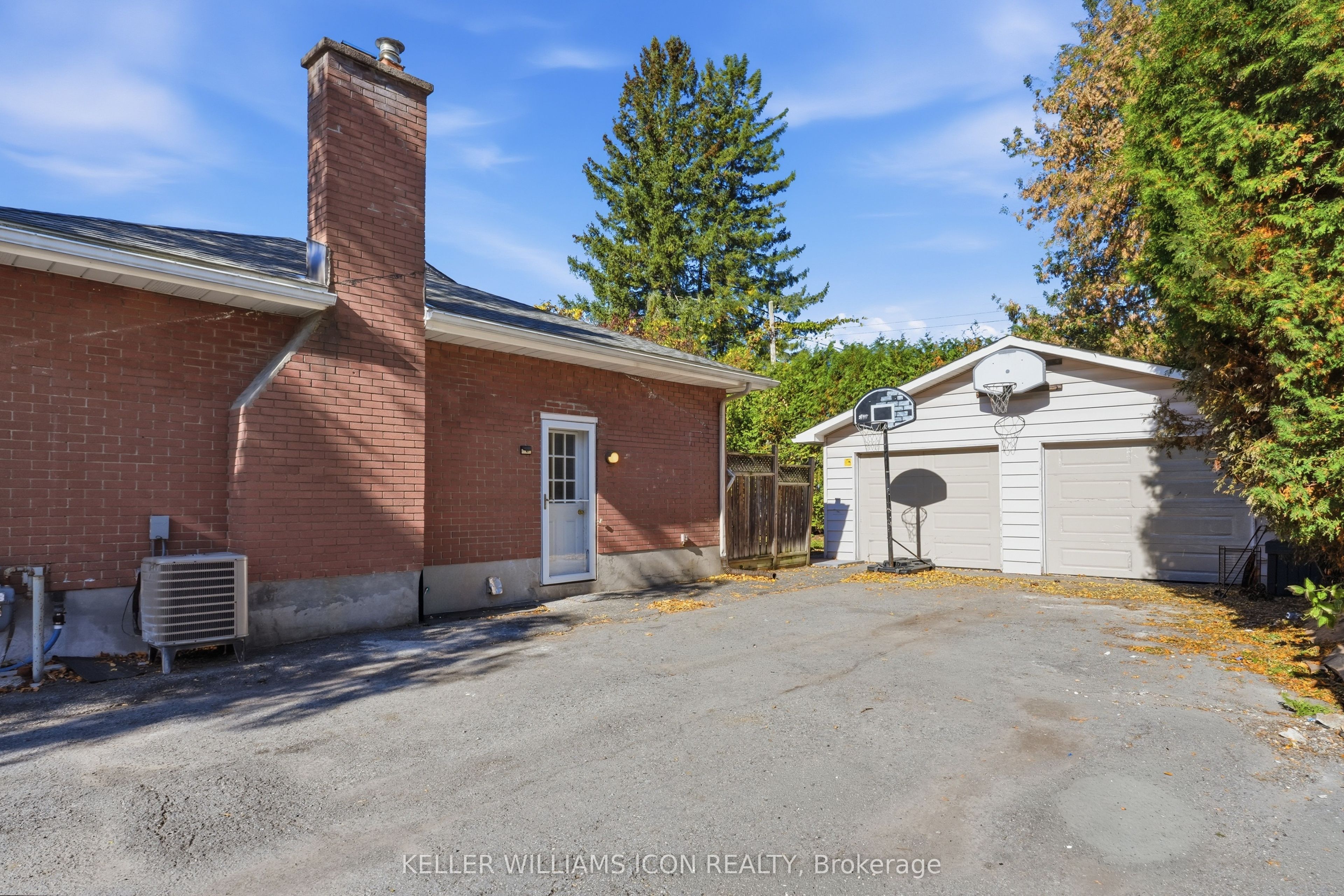 103 Harris Place Property Photo 32