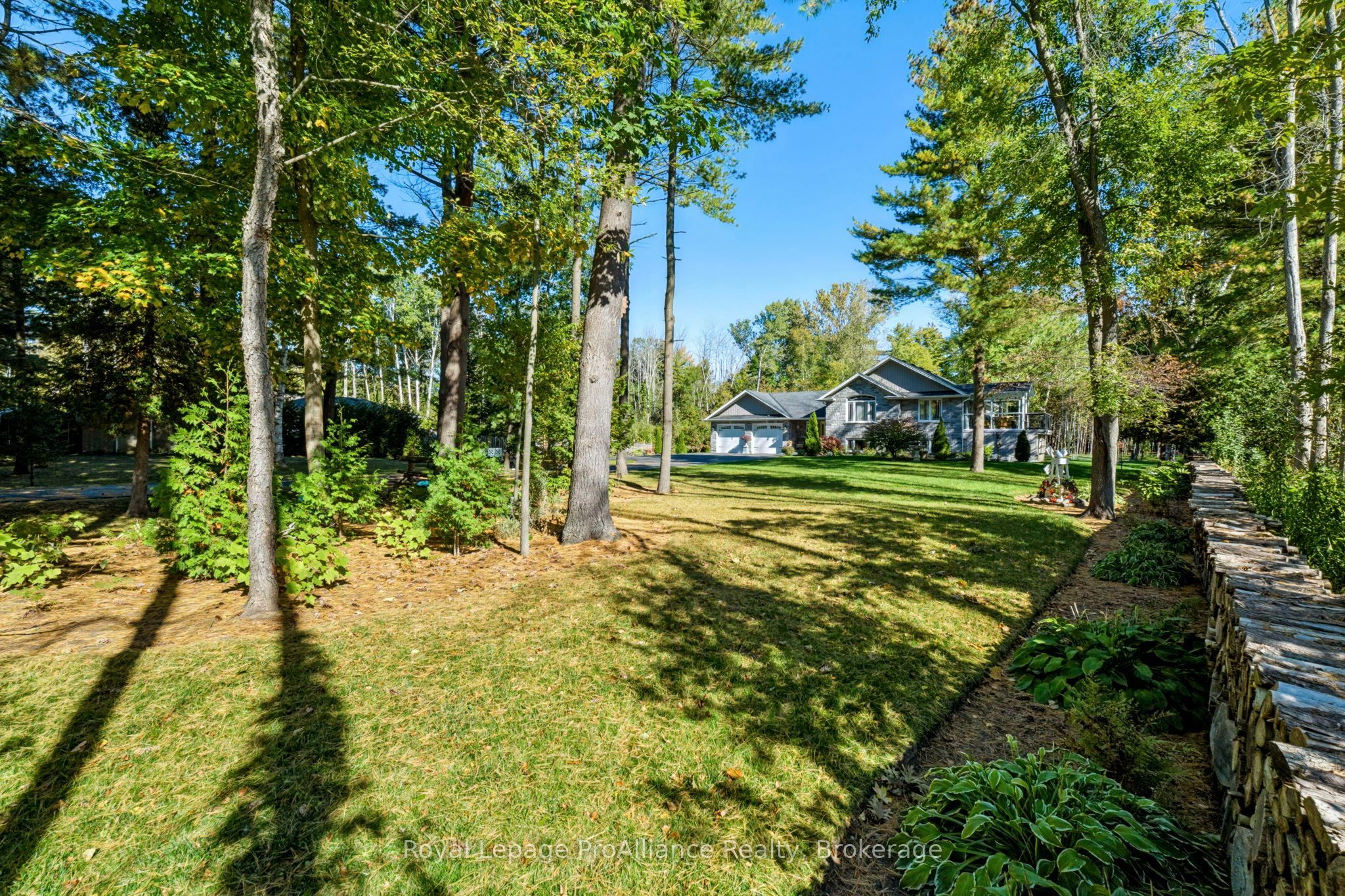 21502 Loyalist Parkway (highway 33) Parkway Property Photo 2