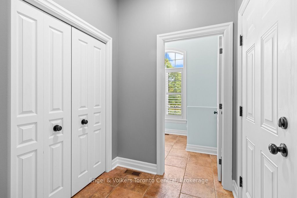 184 Sutacriti Street Property Photo 27