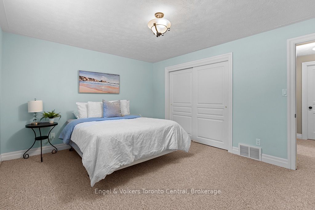 184 Sutacriti Street Property Photo 32