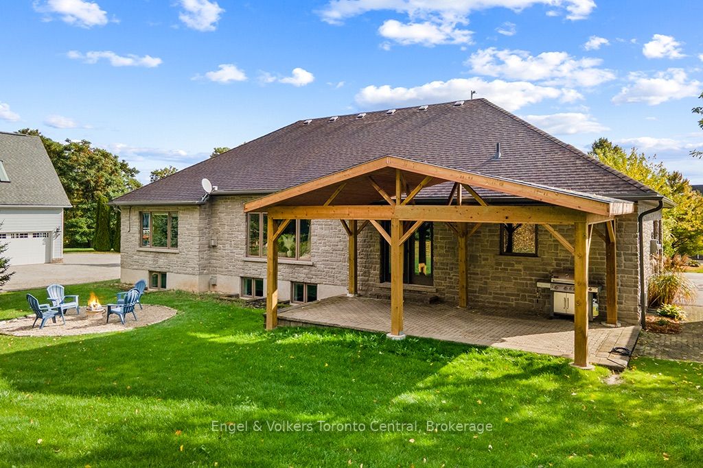 184 Sutacriti Street Property Photo 37