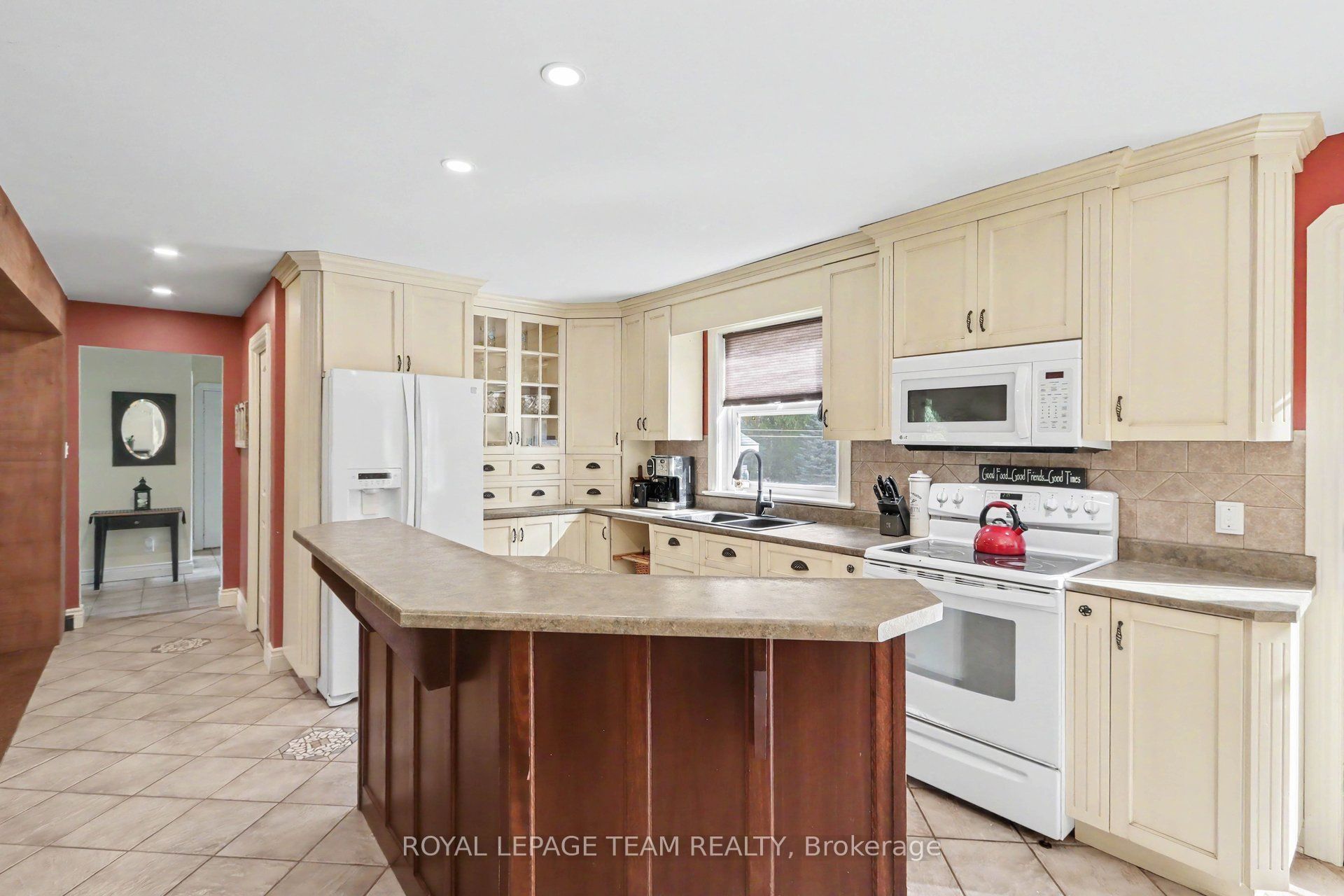 10496 St John Street Property Photo 10
