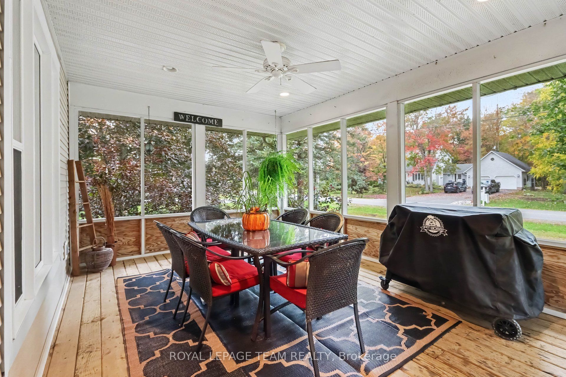 10496 St John Street Property Photo 15