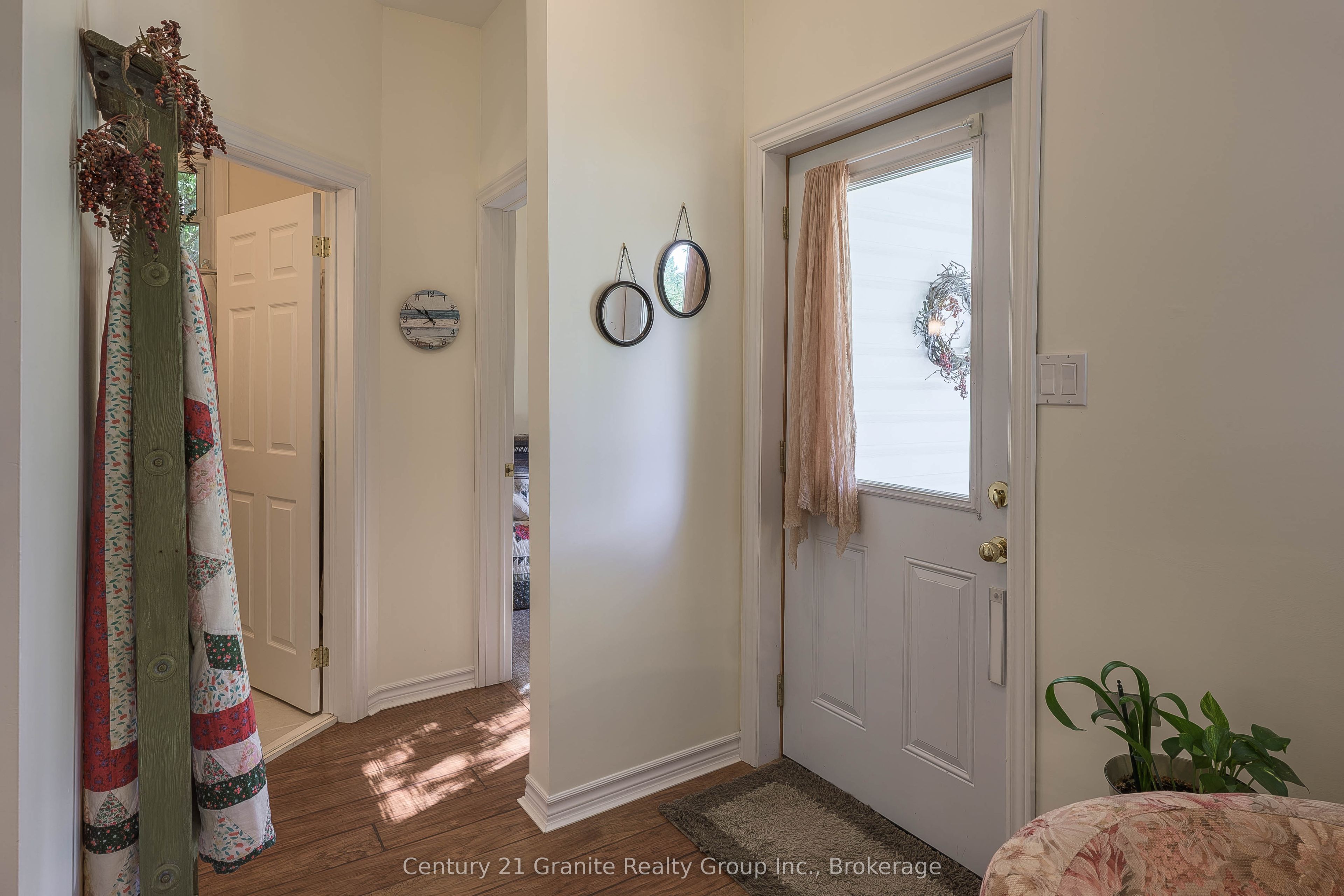 25 George Street Property Photo 5