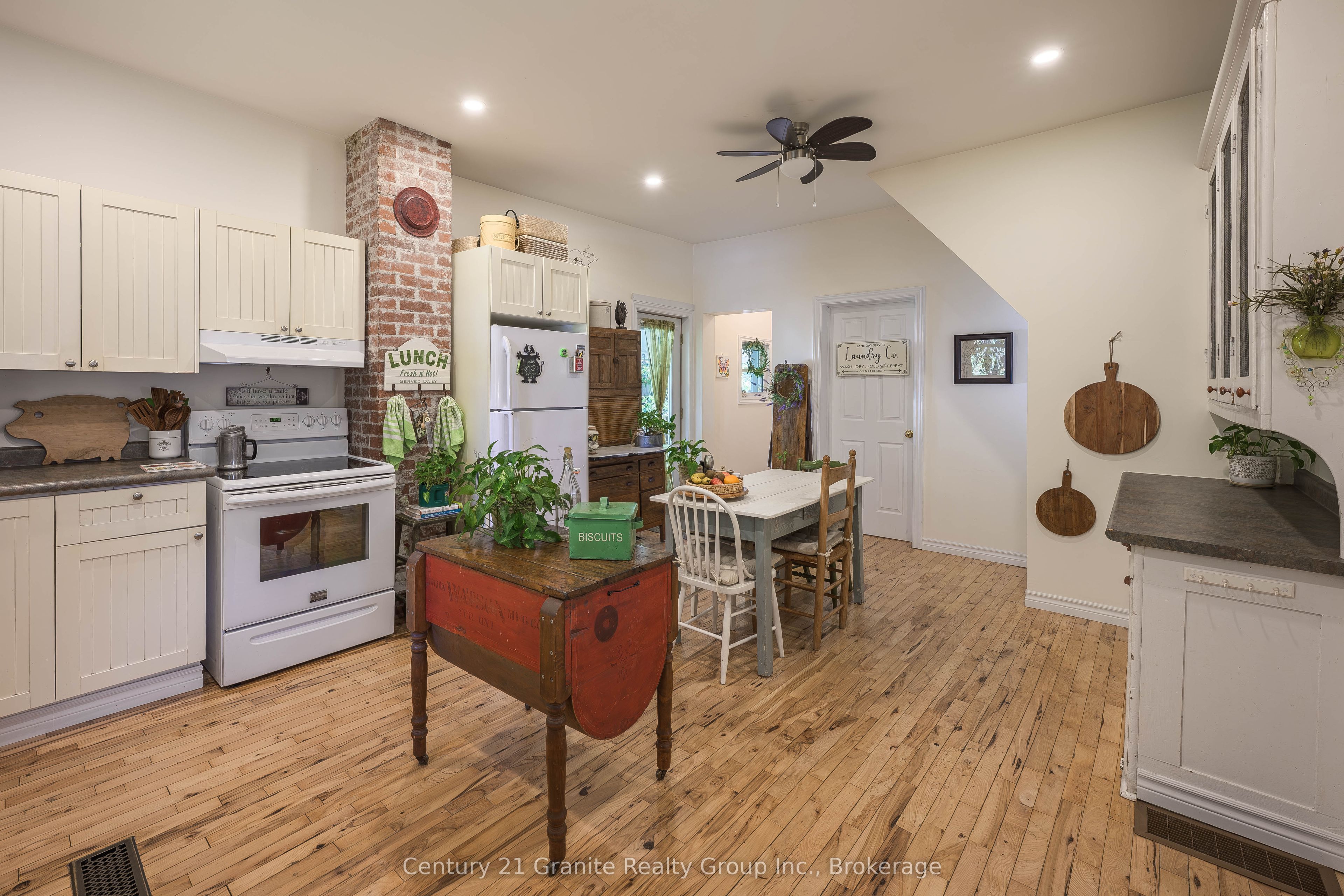 25 George Street Property Photo 13