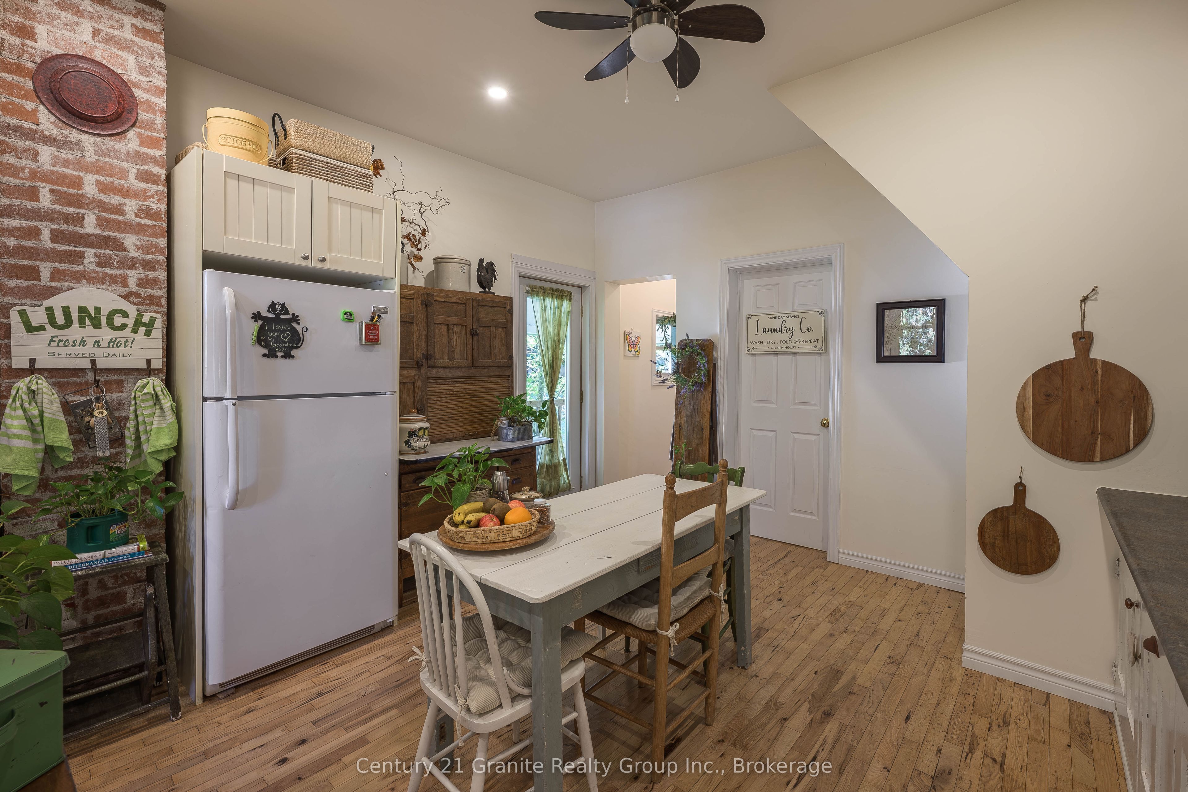 25 George Street Property Photo 18