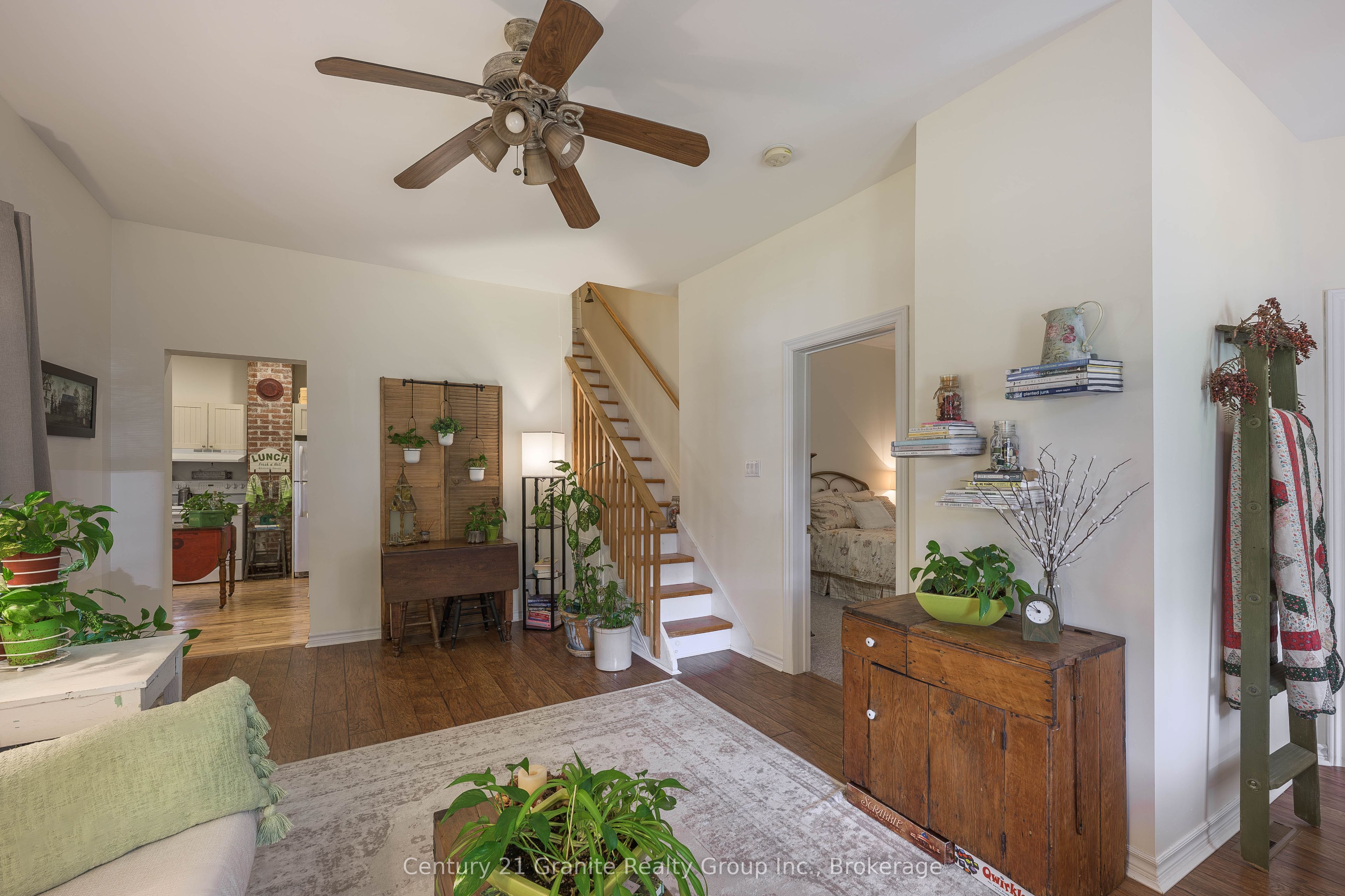 25 George Street Property Photo 24