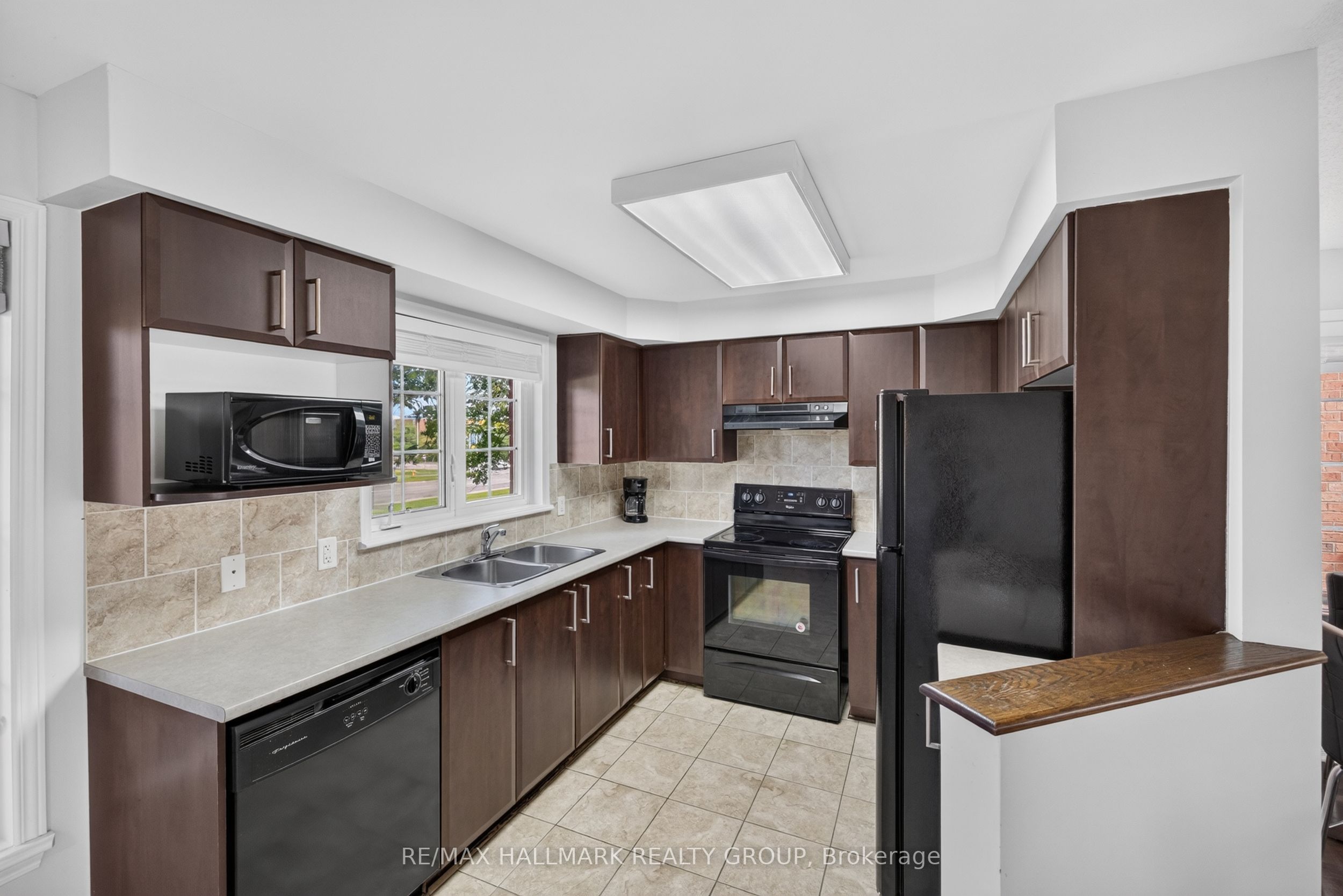 70 Edenvale Drive 161 Property Photo 10