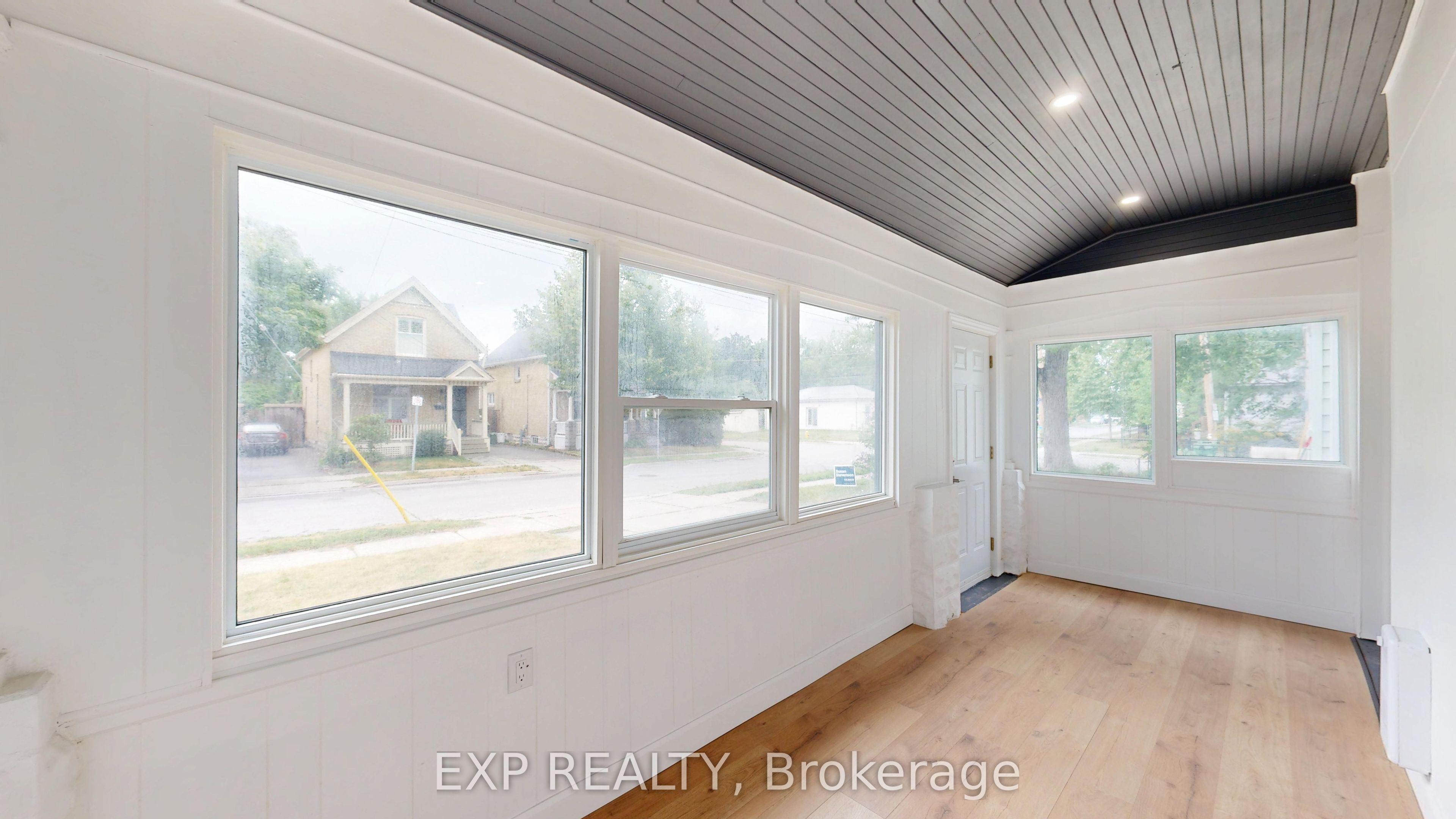 686 Elias Street Property Photo 2
