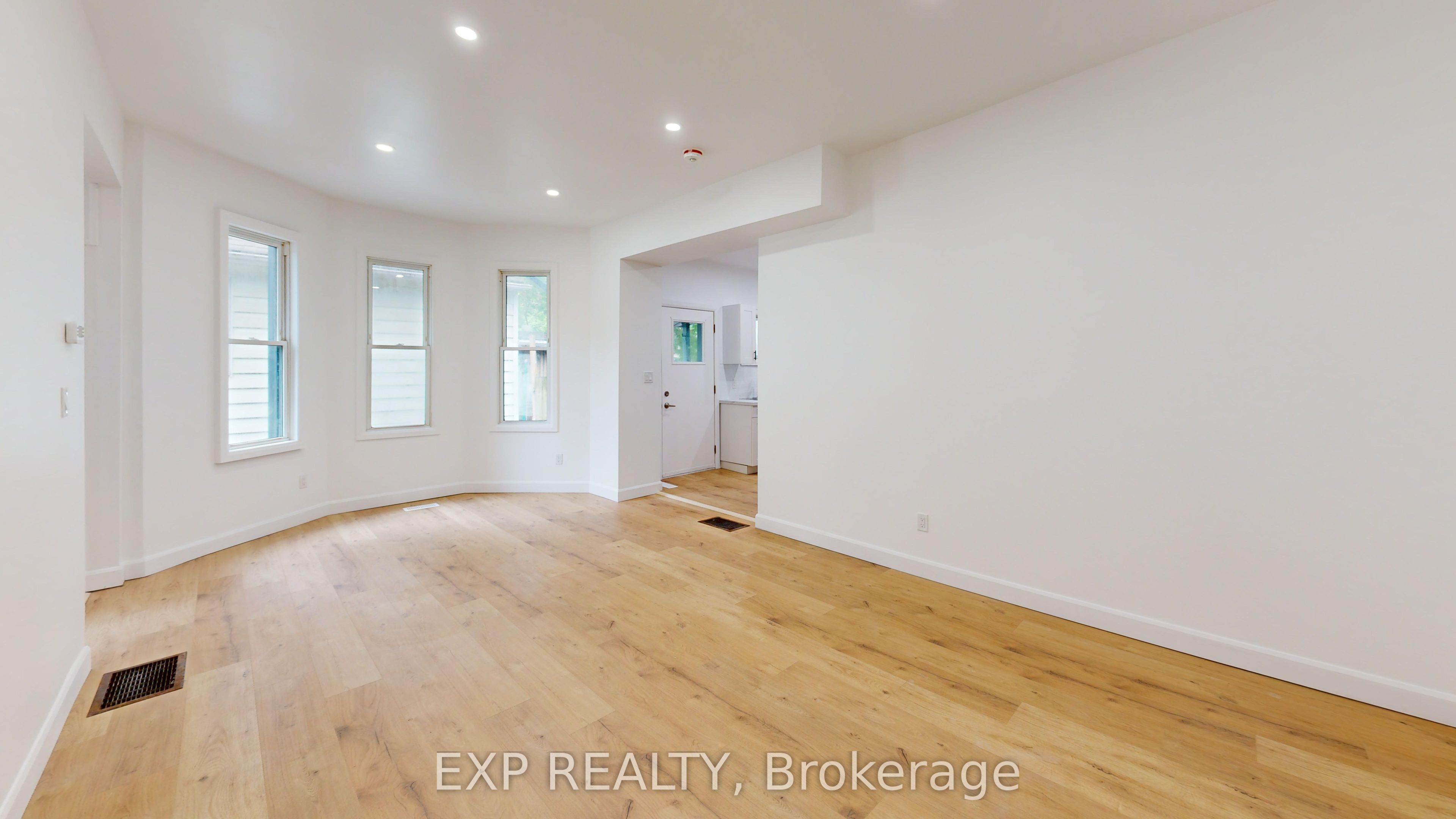 686 Elias Street Property Photo 9
