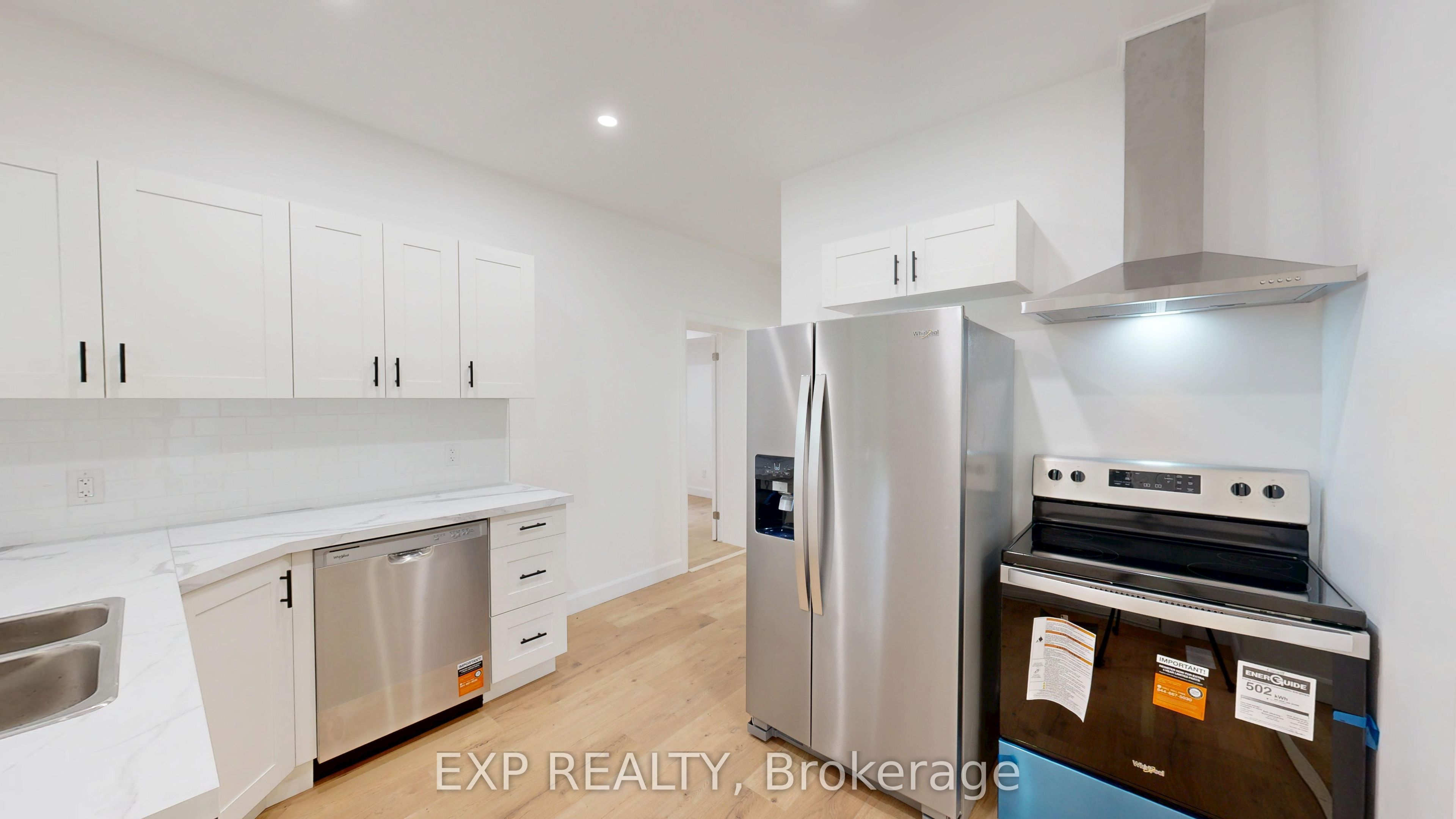 686 Elias Street Property Photo 12