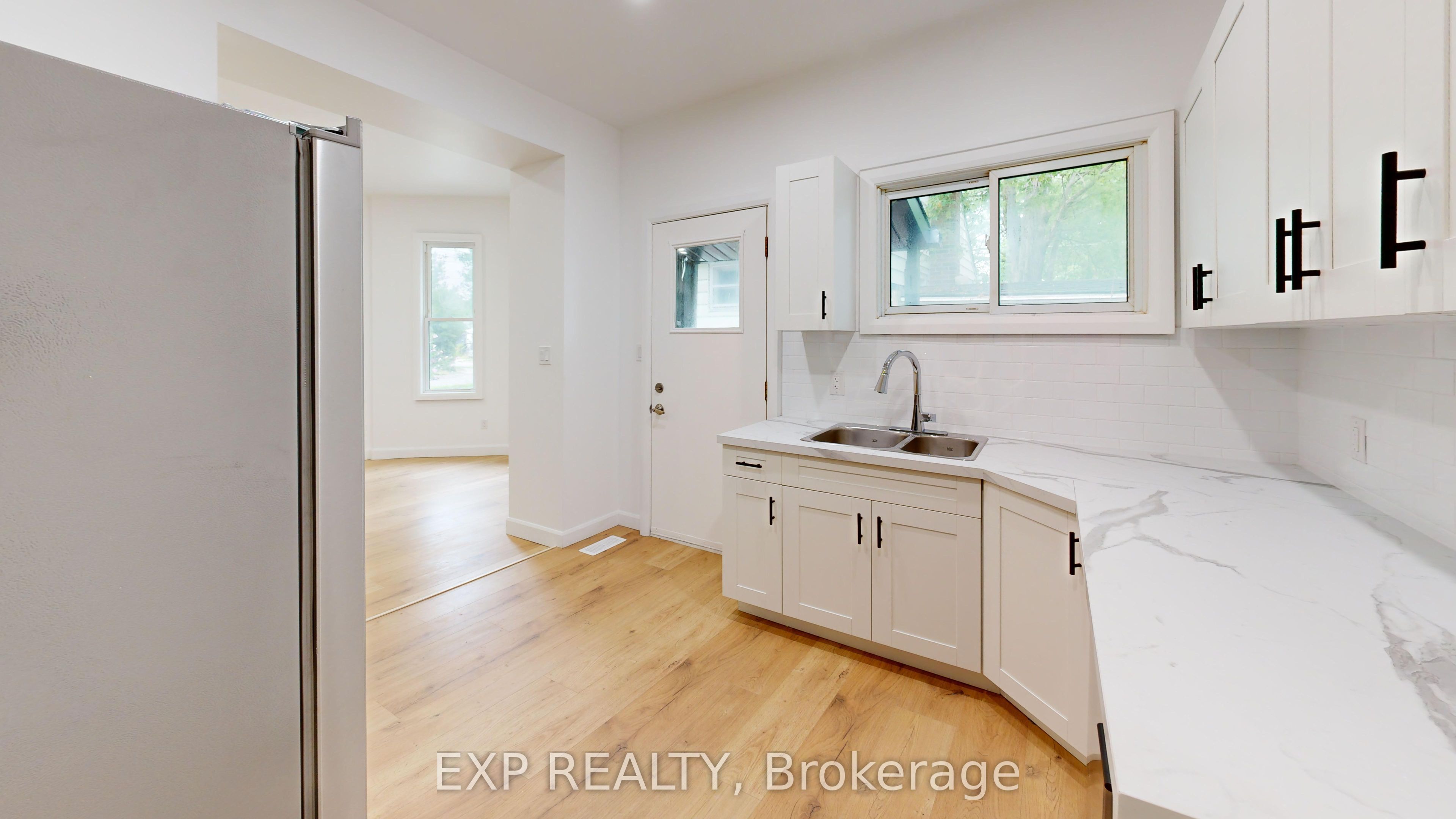 686 Elias Street Property Photo 14
