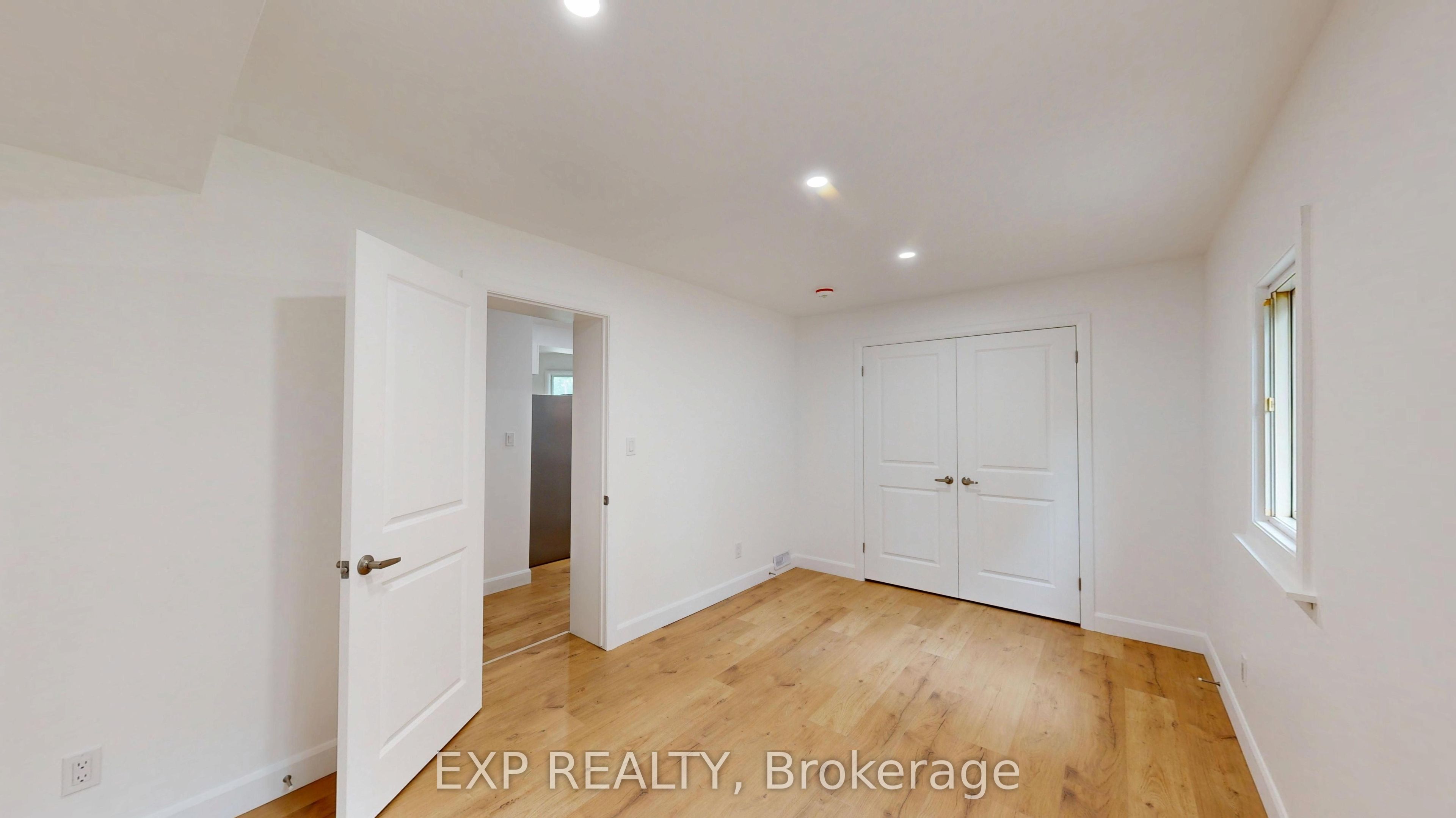 686 Elias Street Property Photo 21