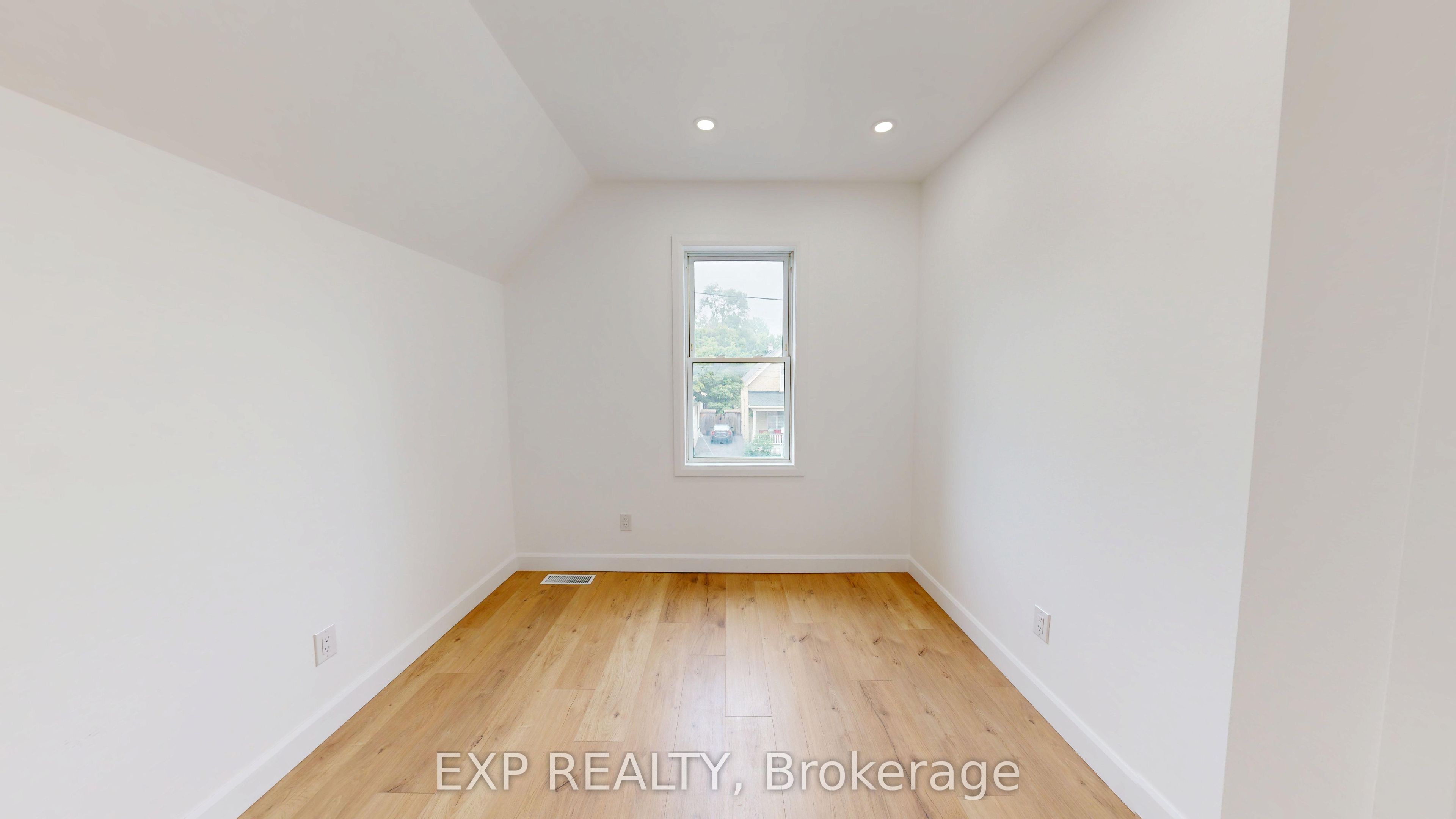 686 Elias Street Property Photo 29